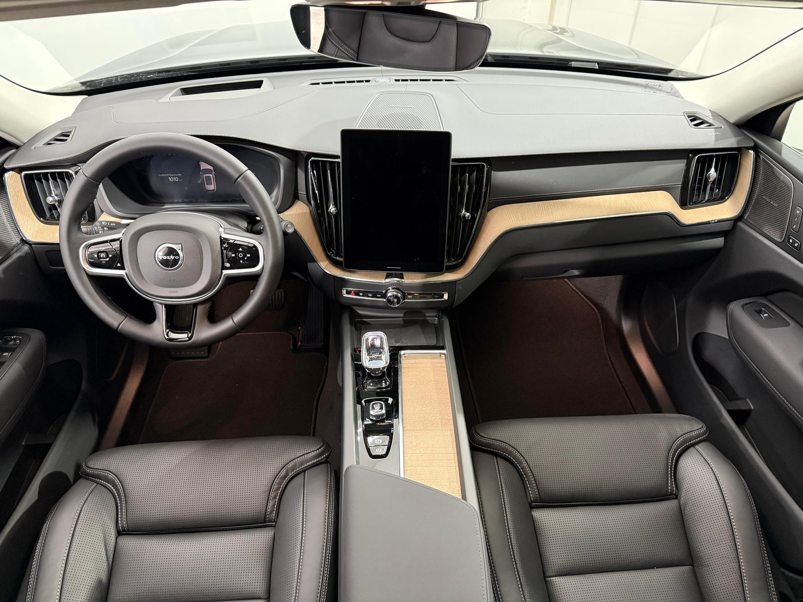 VOLVO XC60 2.0 T6 TE Ultra Dark eAWD, Hybride Intégral Essence/Électricité, Occasion / Utilisé, Automatique - 6