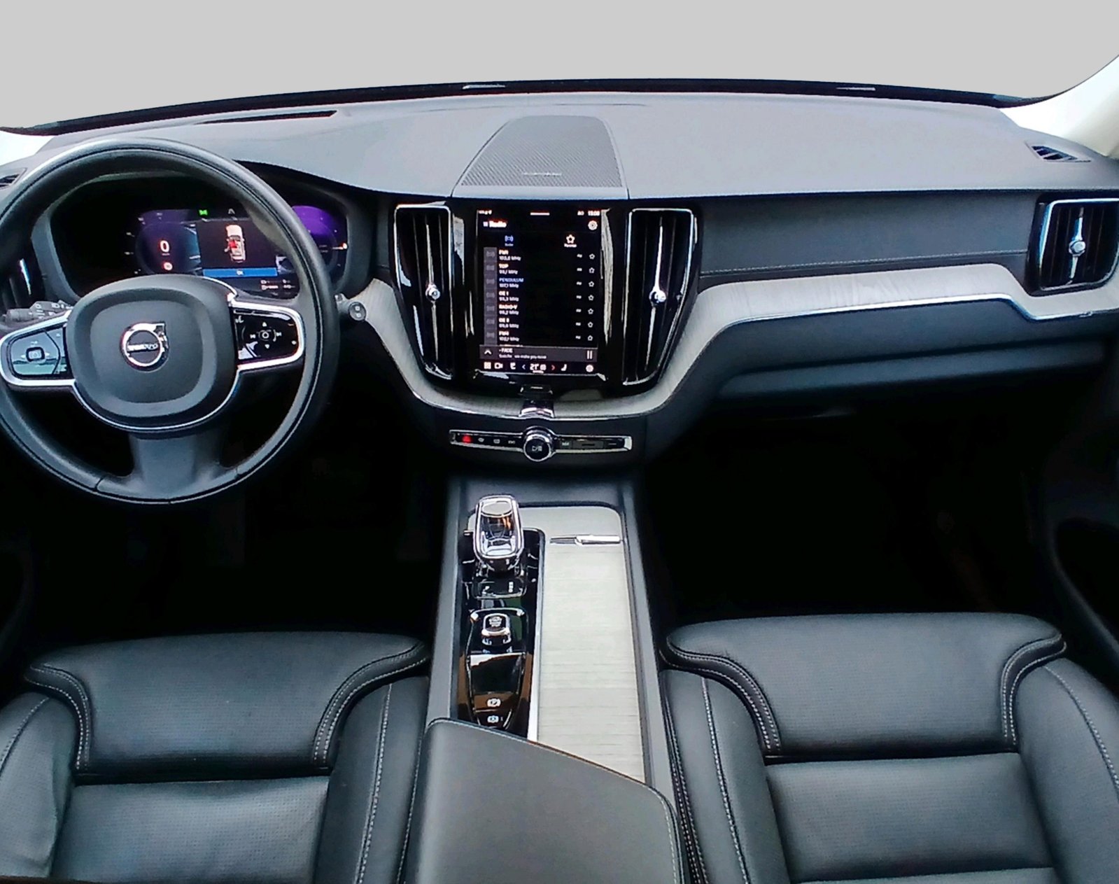 VOLVO XC60 T6 eAWD Inscription, Hybride Intégral Essence/Électricité, Occasion / Utilisé, Automatique - 5