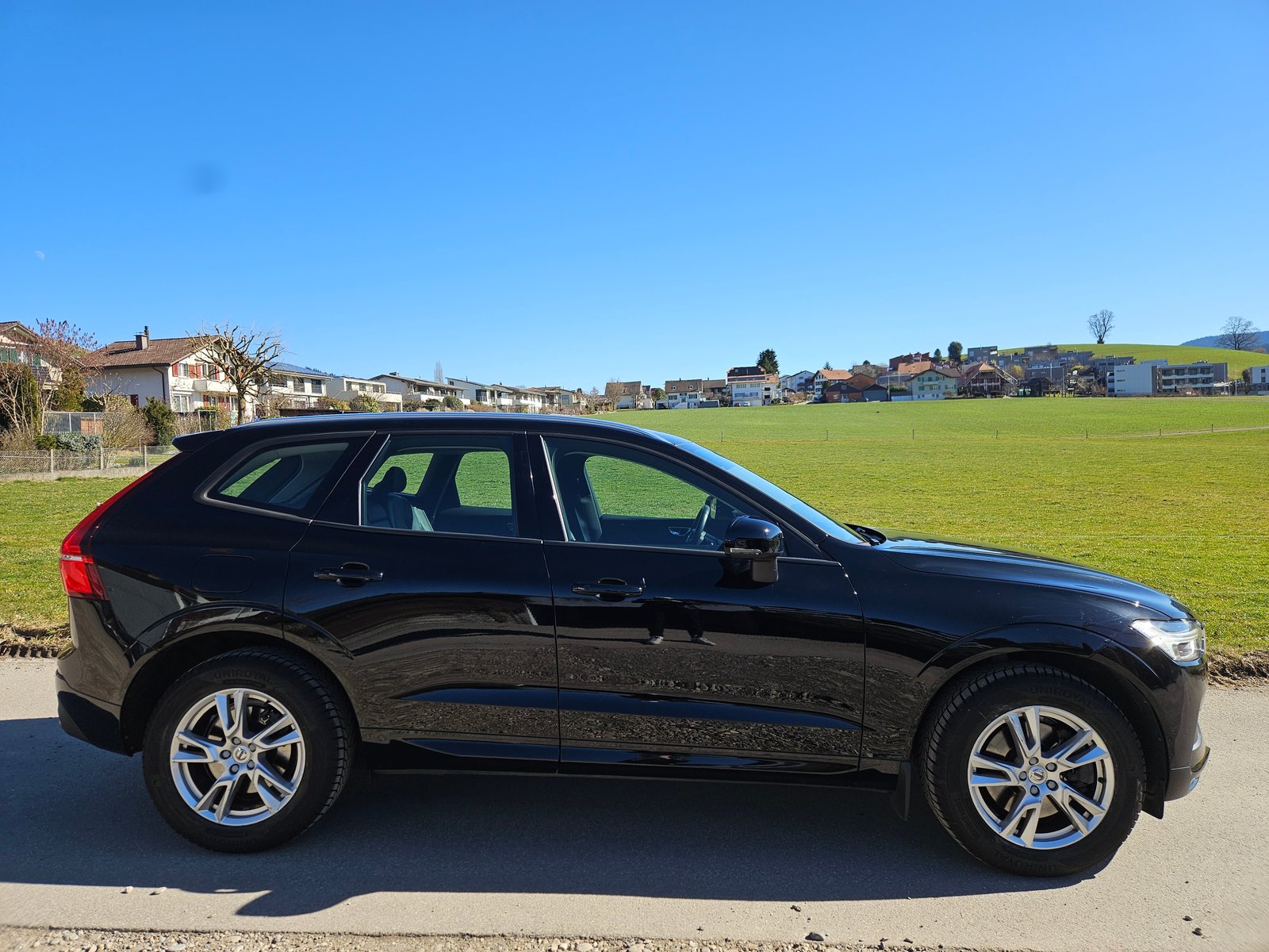 VOLVO XC60 D4 AWD Momentum Geartronic, Diesel, Occasion / Utilisé, Automatique - 3