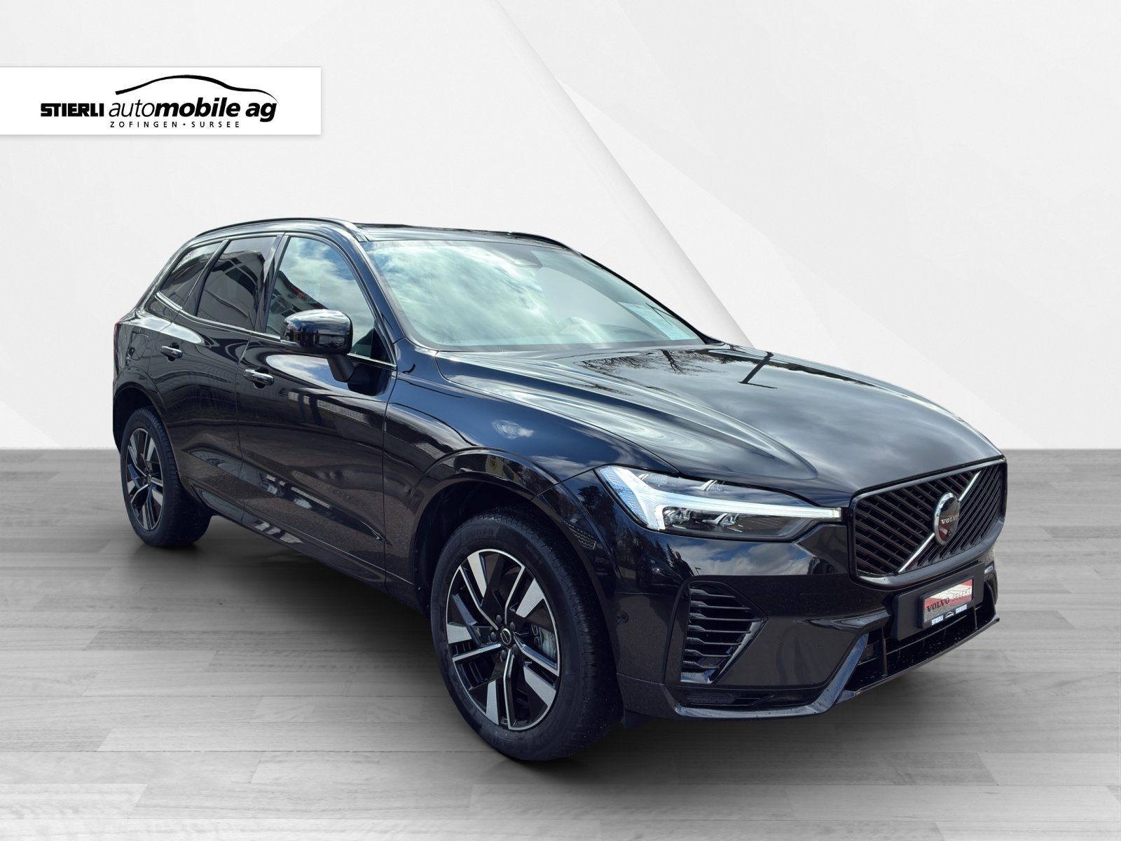 VOLVO XC60 2.0 T6 TE Plus Dark eAWD, Hybride Rechargeable Essence/Électricité, Occasion / Utilisé, Automatique - 3