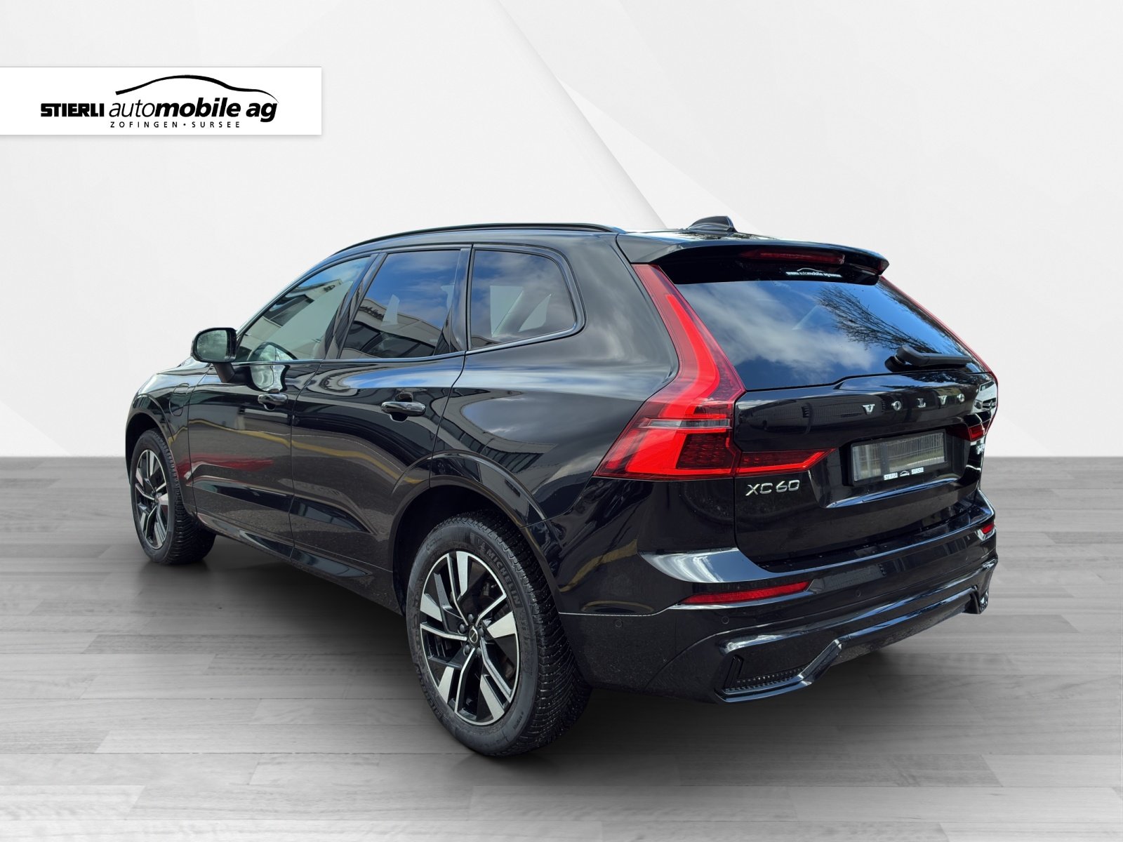 VOLVO XC60 2.0 T6 TE Plus Dark eAWD, Hybride Rechargeable Essence/Électricité, Occasion / Utilisé, Automatique - 7