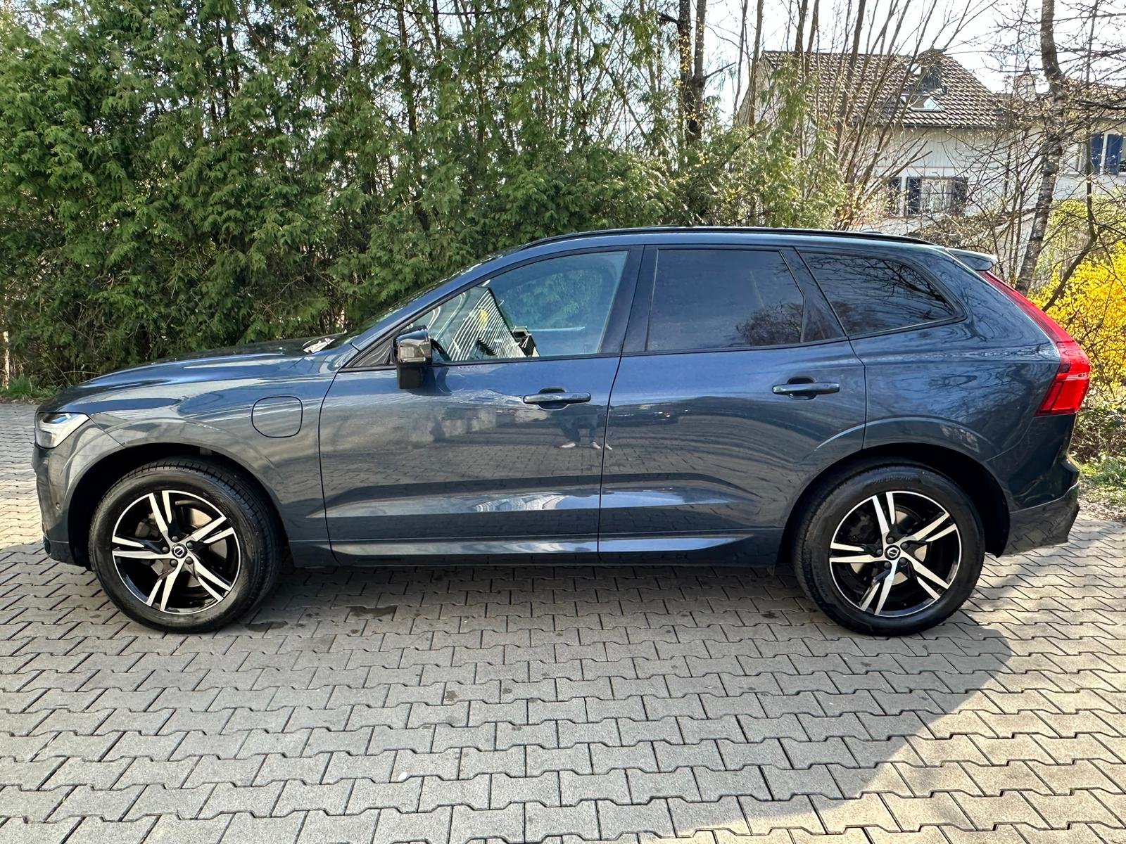 VOLVO XC60 T6 eAWD R-Design Geartronic, Plug-in-Hybrid Benzina/Elettrica, Occasioni / Usate, Automatico - 2