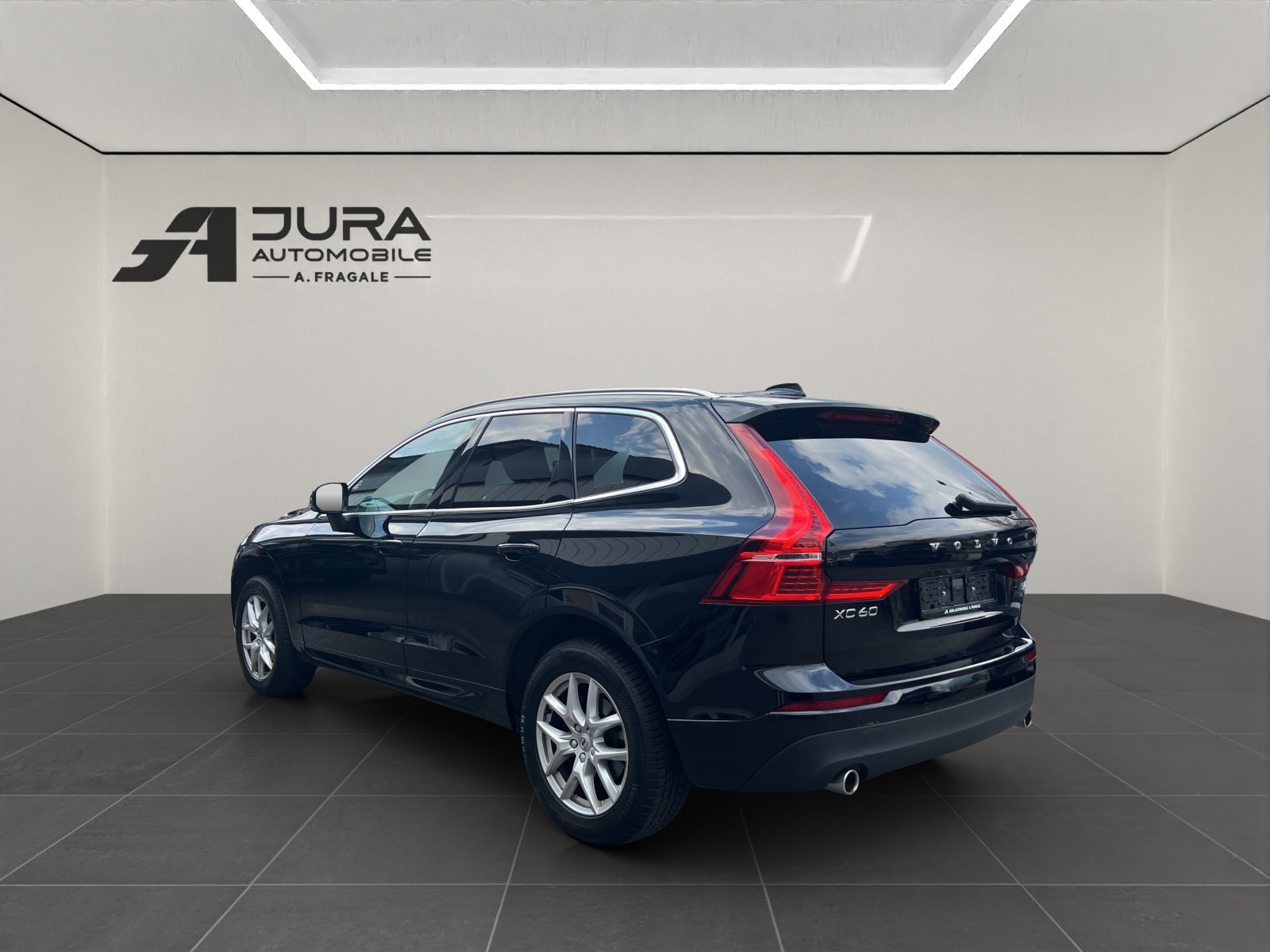 VOLVO XC60 2.0 B4 MH Momentum AWD, Hybride Léger Diesel/Électricité, Occasion / Utilisé, Automatique - 5