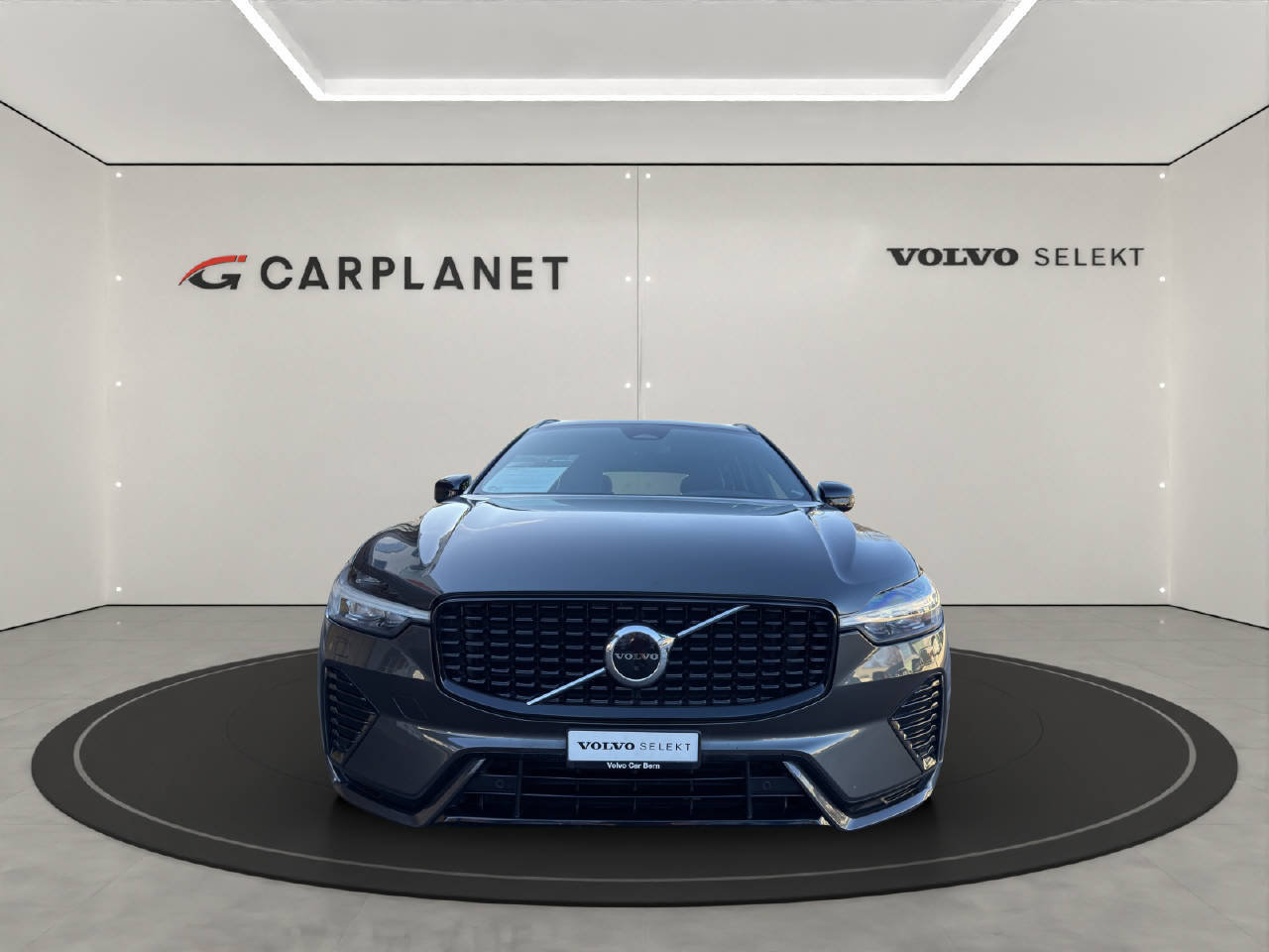 VOLVO XC60 2.0 B5 MH R-Design, Mild-Hybrid Benzin/Elektro, Occasion / Gebraucht, Automatik - 5