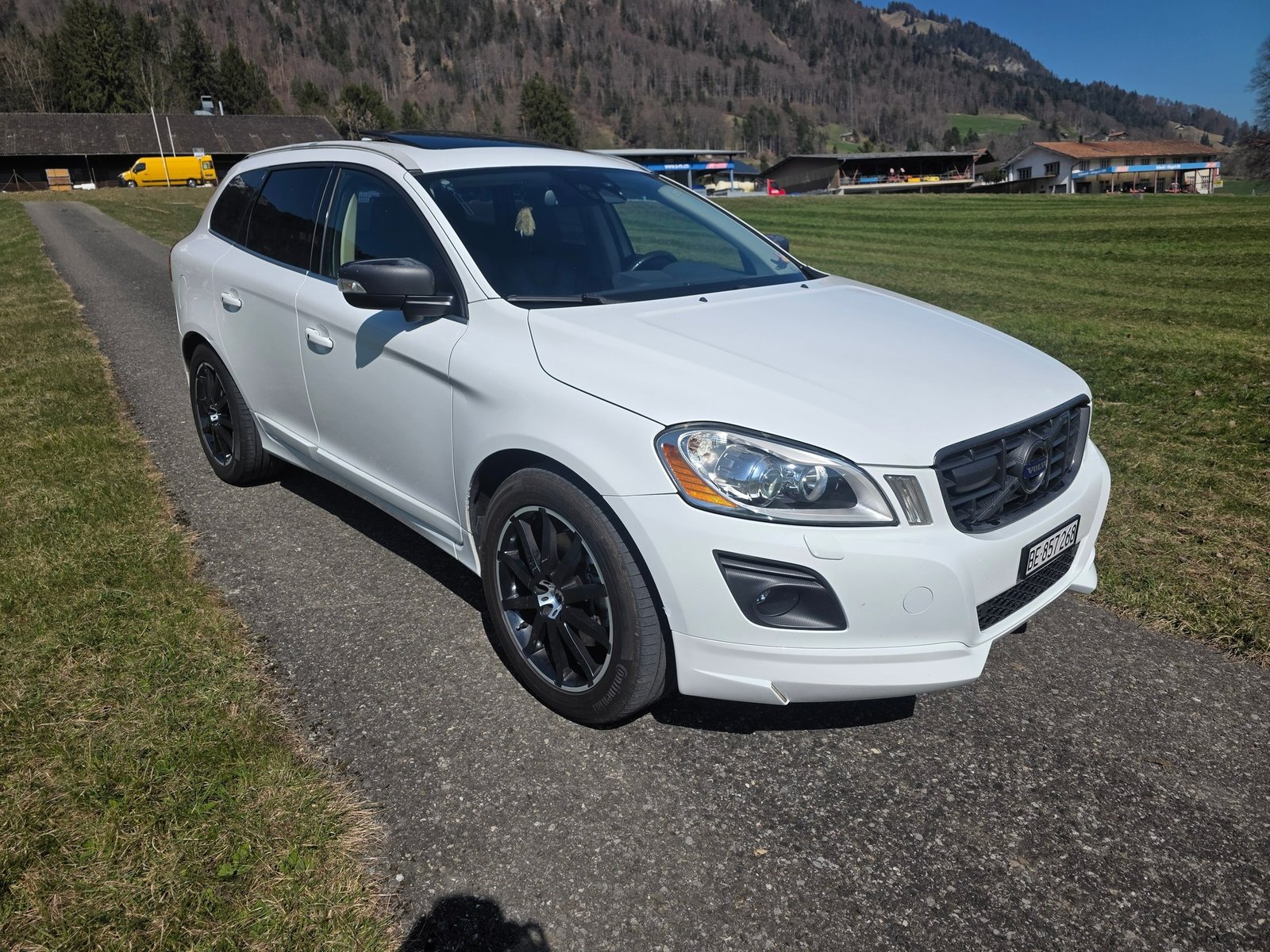 VOLVO XC60 2.4 D5 Momentum AWD
