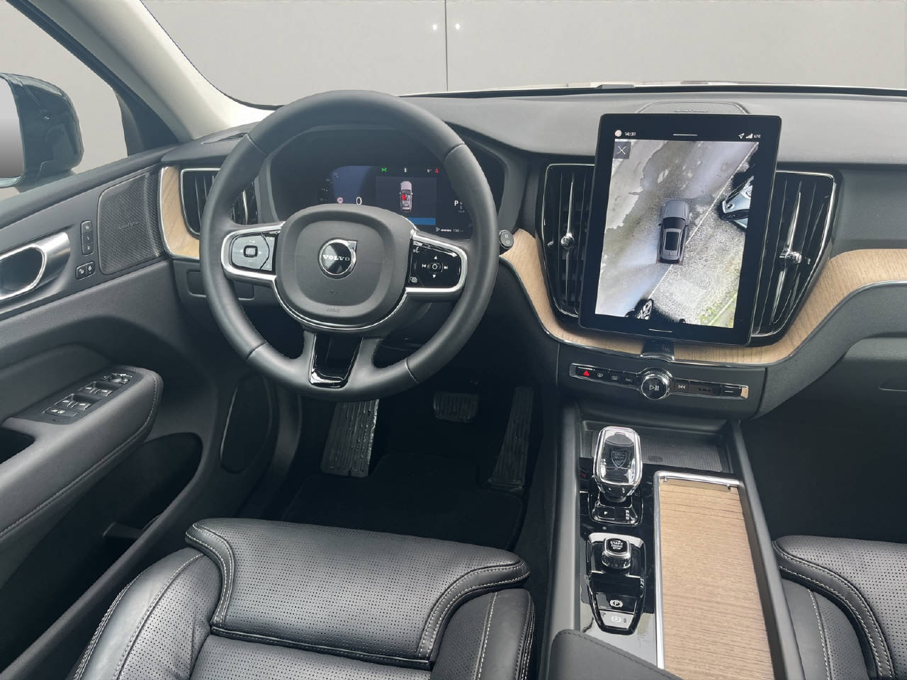 VOLVO XC60 2.0 B5 MH Plus Dark AWD, Hybride Leggero Benzina/Elettrica, Occasioni / Usate, Automatico - 6