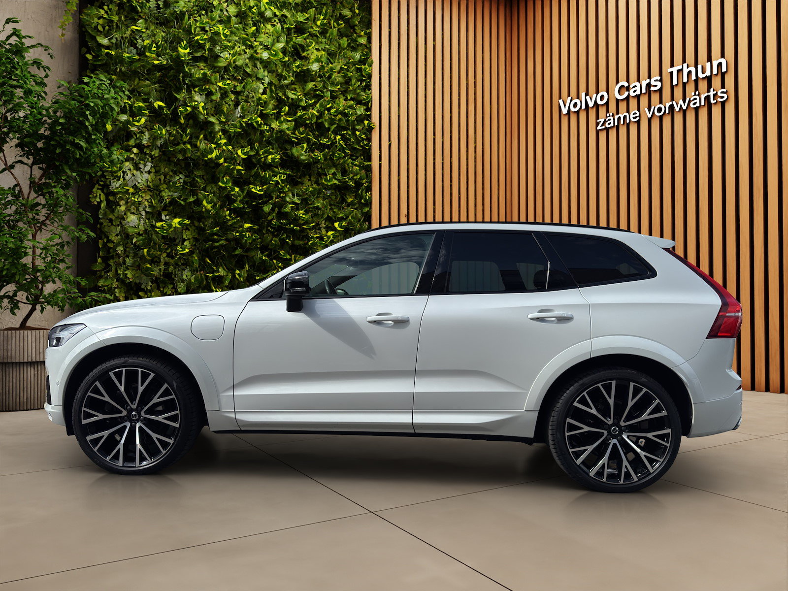 VOLVO XC60 2.0 T8 TE R-Design eAWD, Plug-in-Hybrid Benzin/Elektro, Occasion / Gebraucht, Automatik - 5