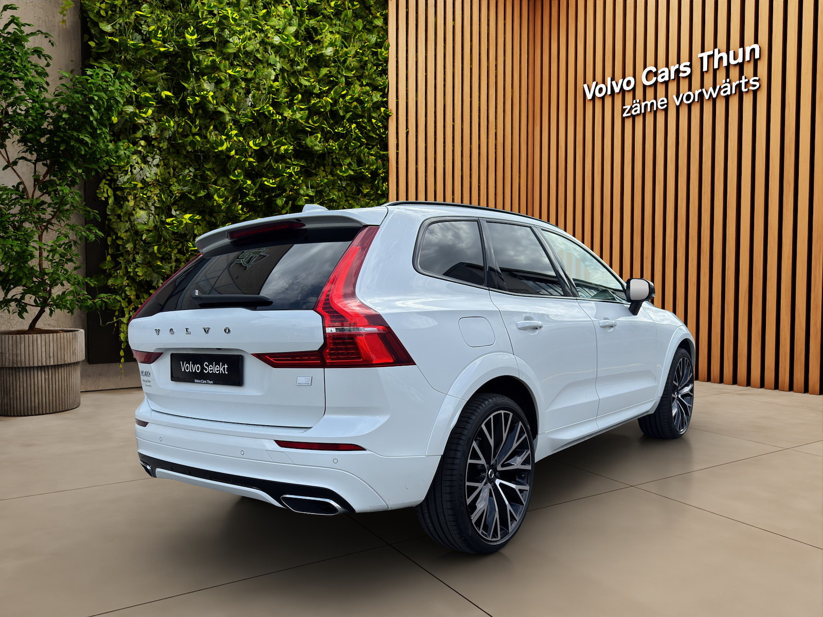 VOLVO XC60 2.0 T8 TE R-Design eAWD, Plug-in-Hybrid Benzin/Elektro, Occasion / Gebraucht, Automatik - 6