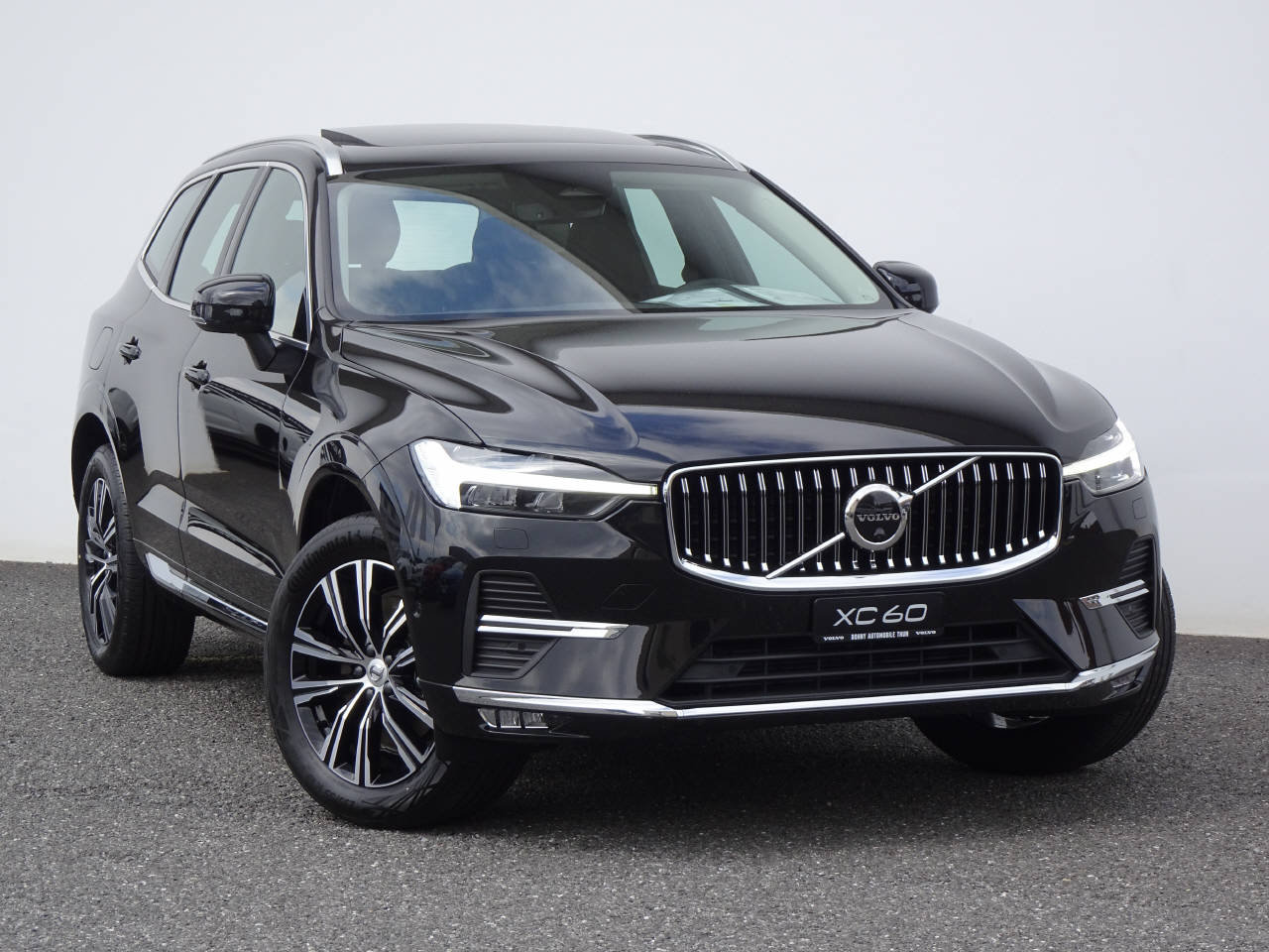 VOLVO XC60 2.0 B5 MH Inscription AWD, Mild-Hybrid Diesel/Elektro, Occasion / Gebraucht, Automatik - 2