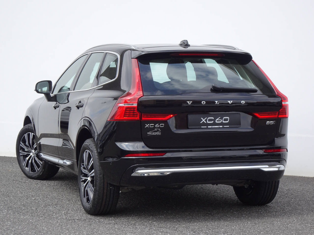 VOLVO XC60 2.0 B5 MH Inscription AWD, Mild-Hybrid Diesel/Elektro, Occasion / Gebraucht, Automatik - 4