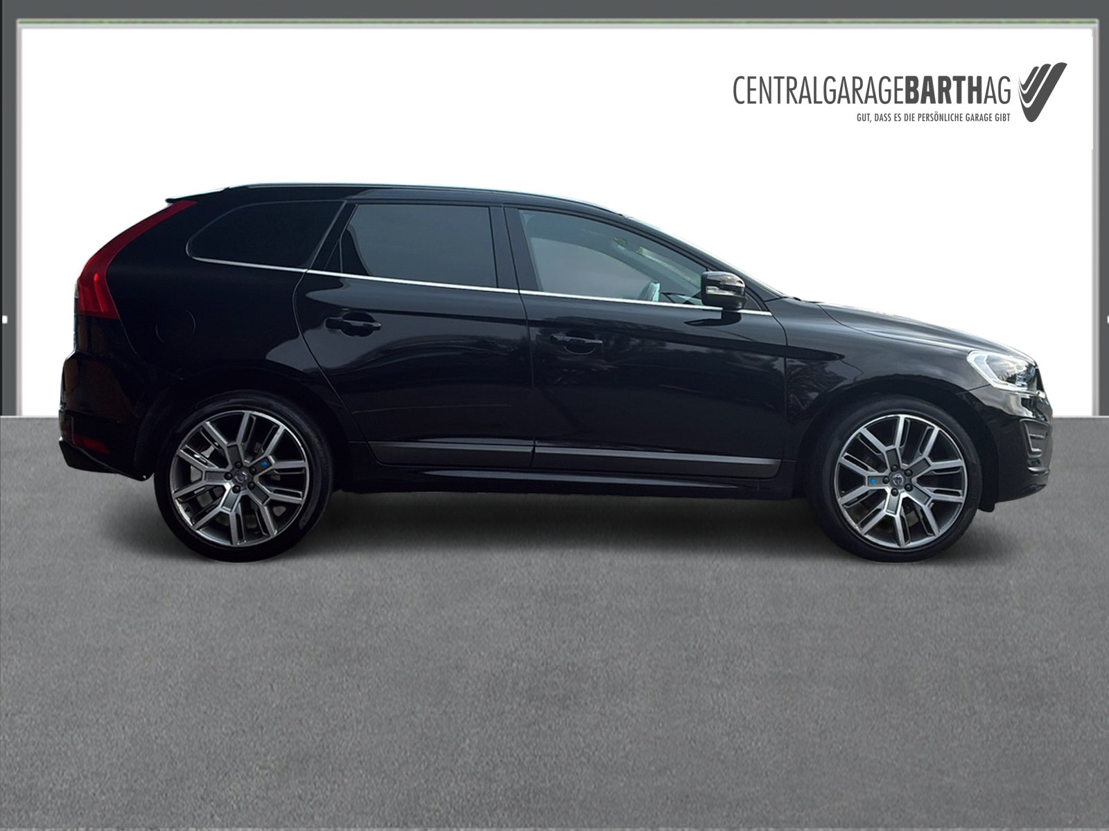 VOLVO XC60 2.4 D5 Mom. R-Design AWD S/S, Diesel, Occasioni / Usate, Automatico - 5