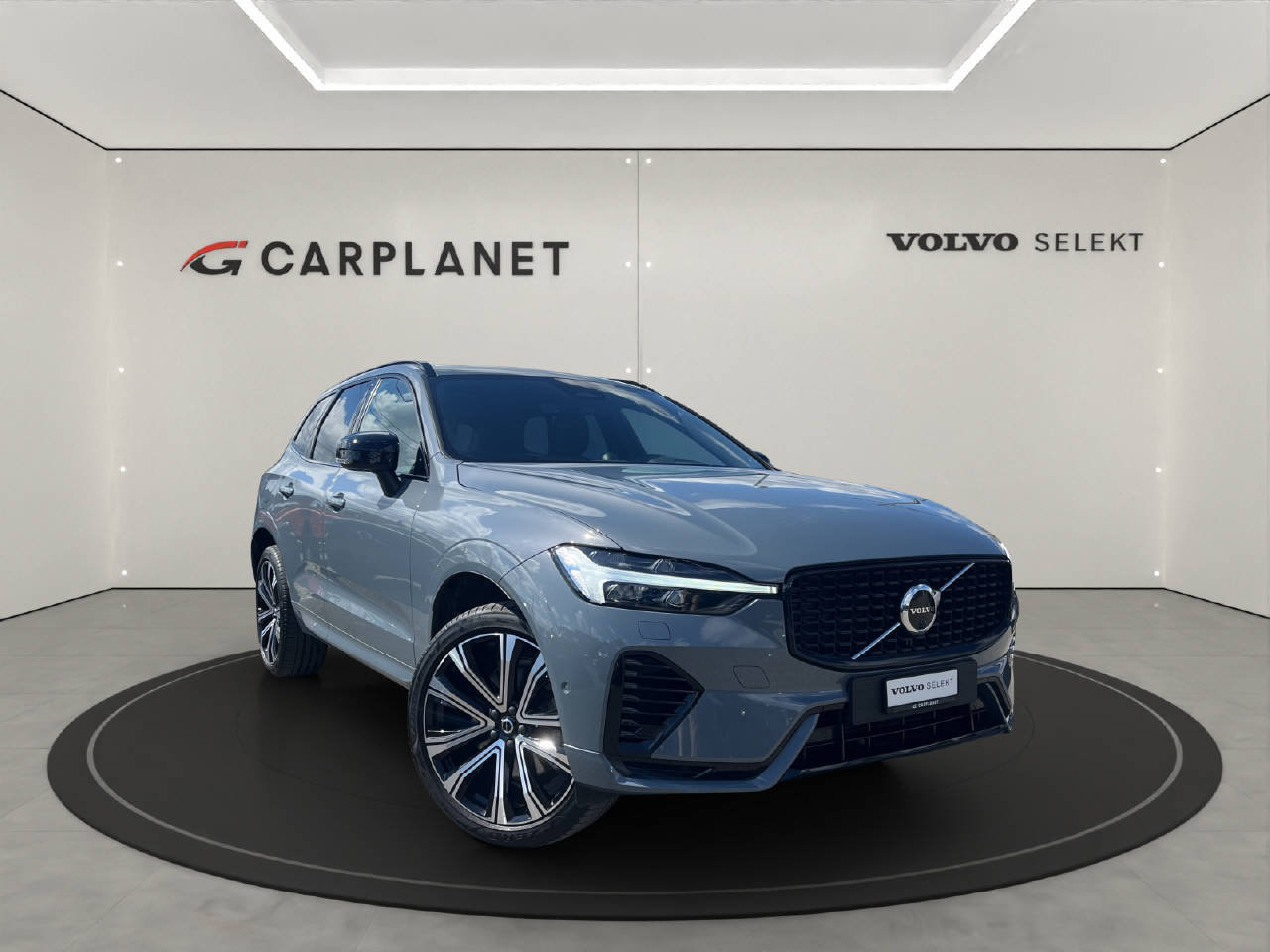 VOLVO XC60 2.0 T8 TE R-Design eAWD, Hybride Rechargeable Essence/Électricité, Occasion / Utilisé, Automatique - 2