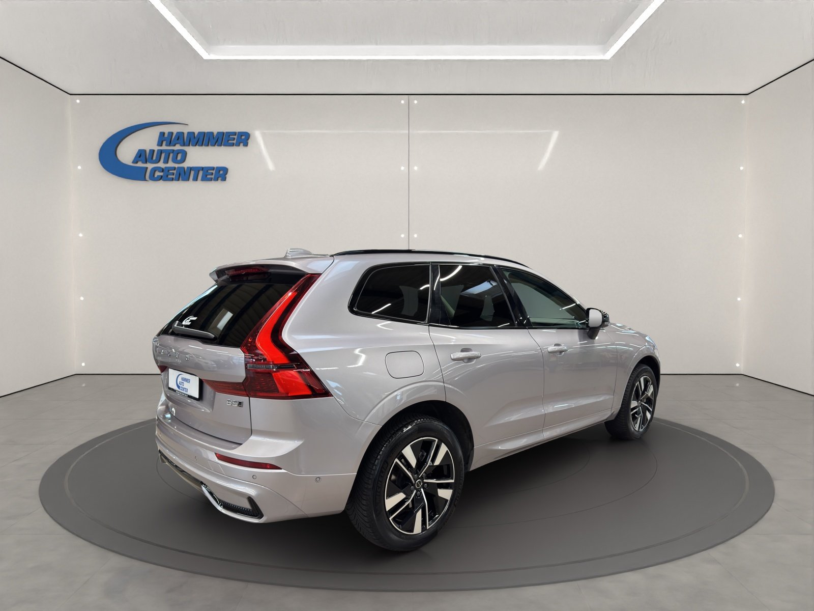 VOLVO XC60 2.0 B5 MH Plus Dark AWD, Benzin, Occasion / Gebraucht, Automatik - 6
