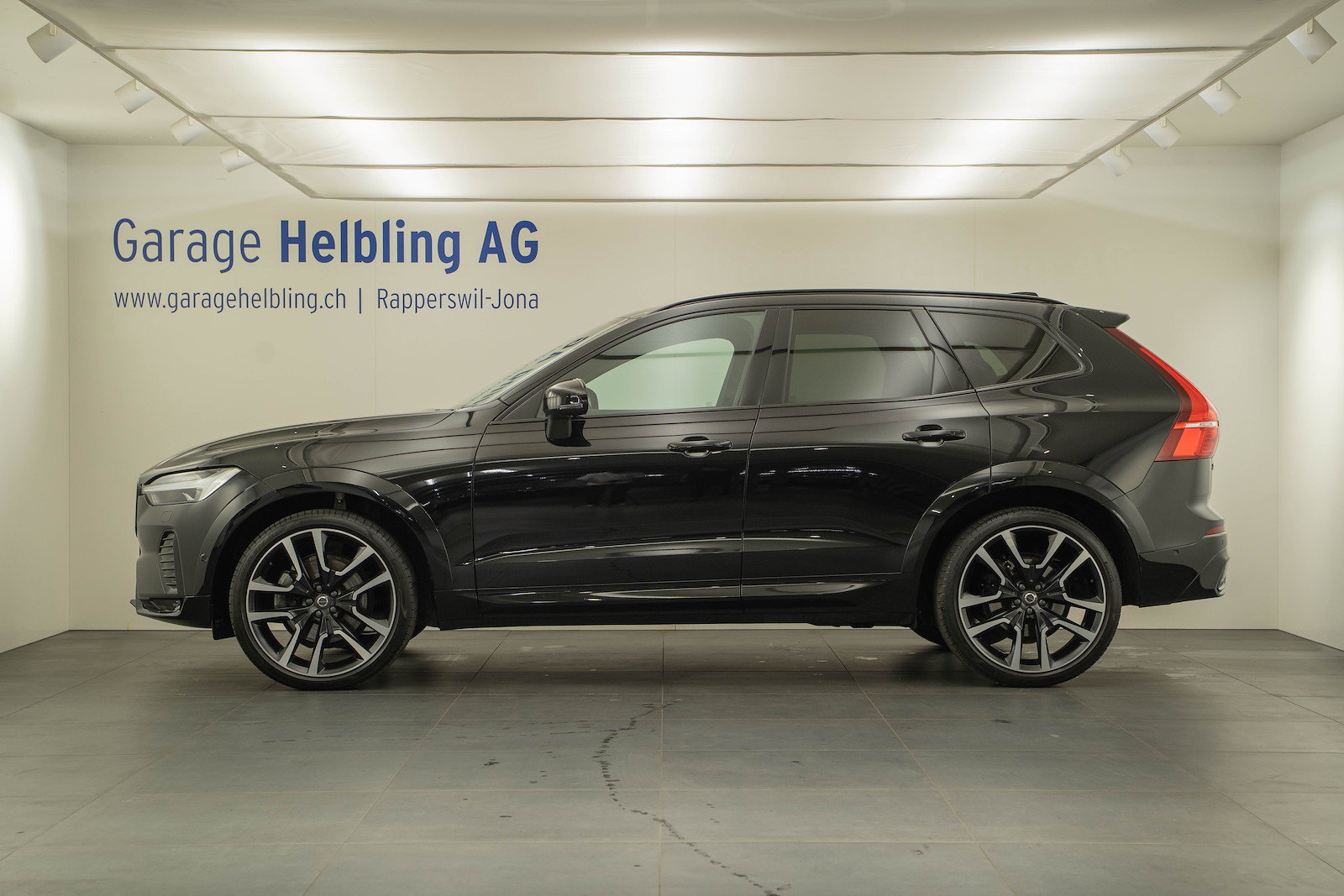VOLVO XC60 2.0 B5 MH Ultimate Dark AWD, Mild-Hybrid Benzin/Elektro, Occasion / Gebraucht, Automatik - 3