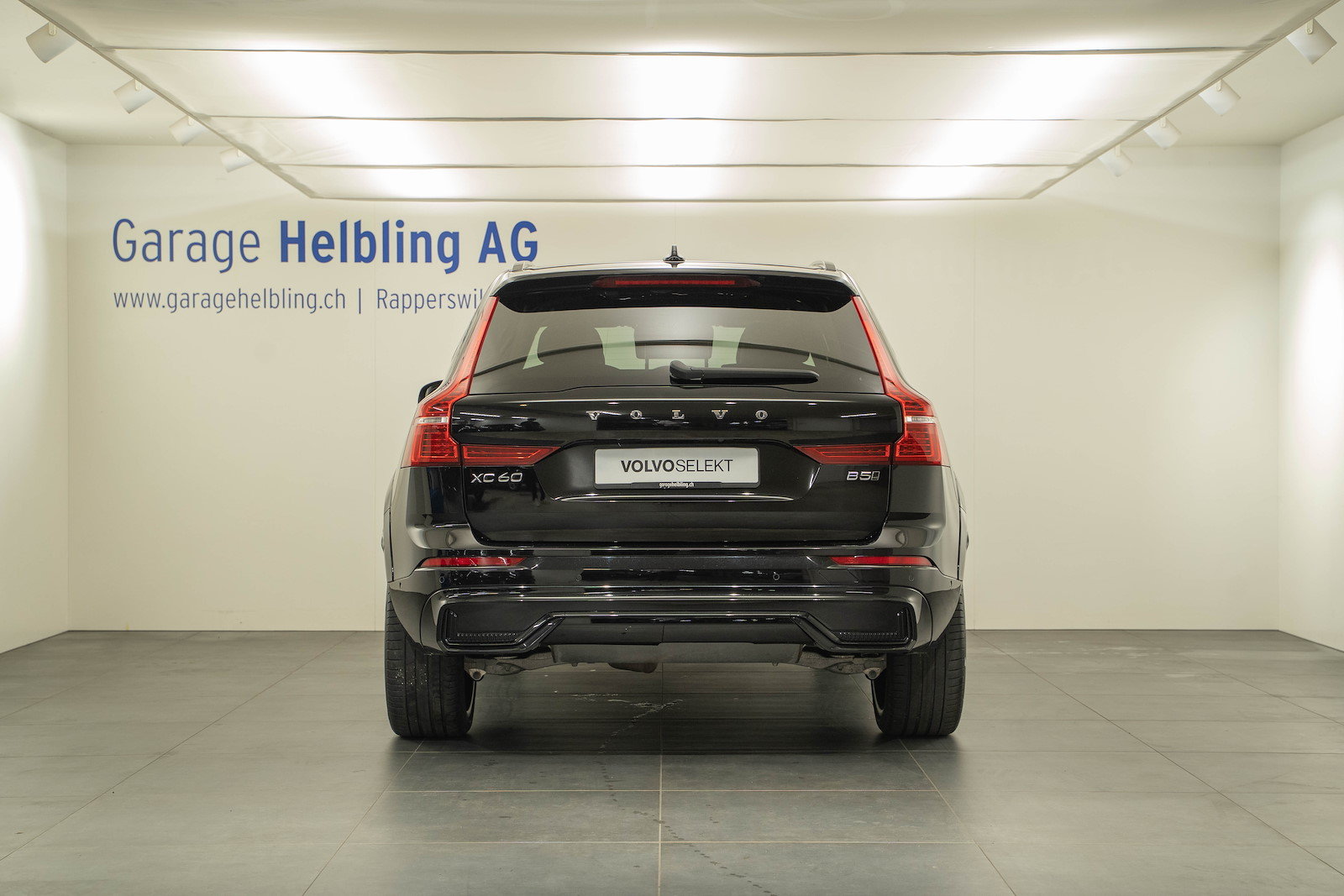VOLVO XC60 2.0 B5 MH Ultimate Dark AWD, Mild-Hybrid Benzin/Elektro, Occasion / Gebraucht, Automatik - 4