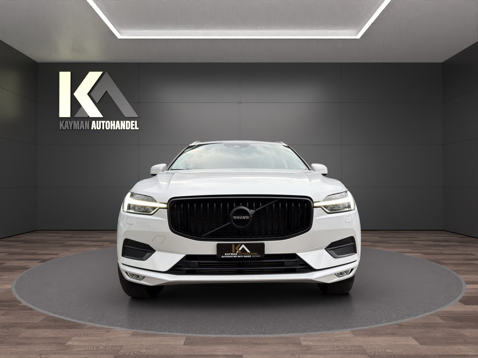 VOLVO XC60 T5 Momentum Geartronic, Petrol, Second hand / Used, Automatic - 2