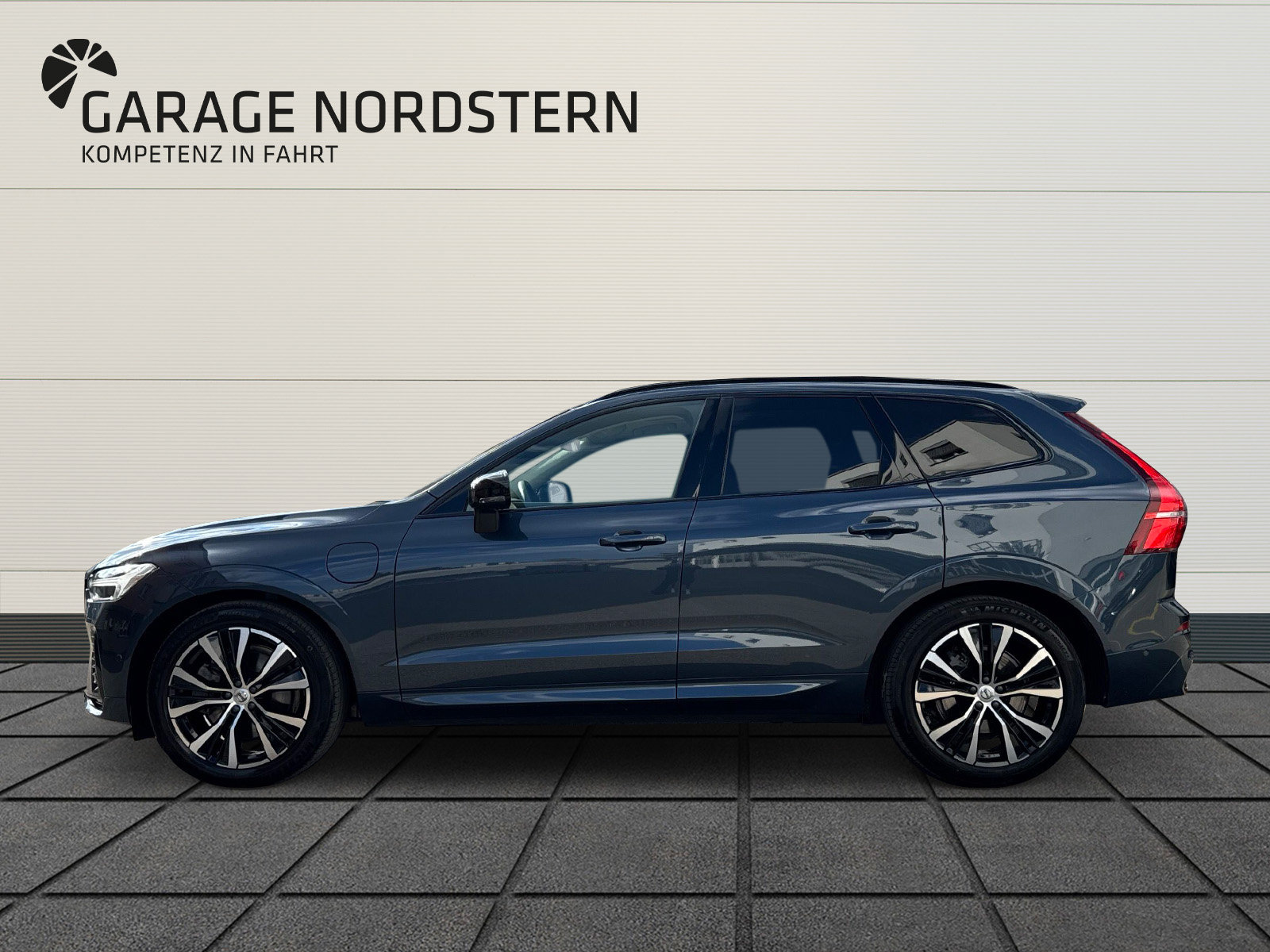 VOLVO XC60 2.0 T6 TE Ultimate Dark eAWD, Plug-in-Hybrid Benzina/Elettrica, Occasioni / Usate, Automatico - 2
