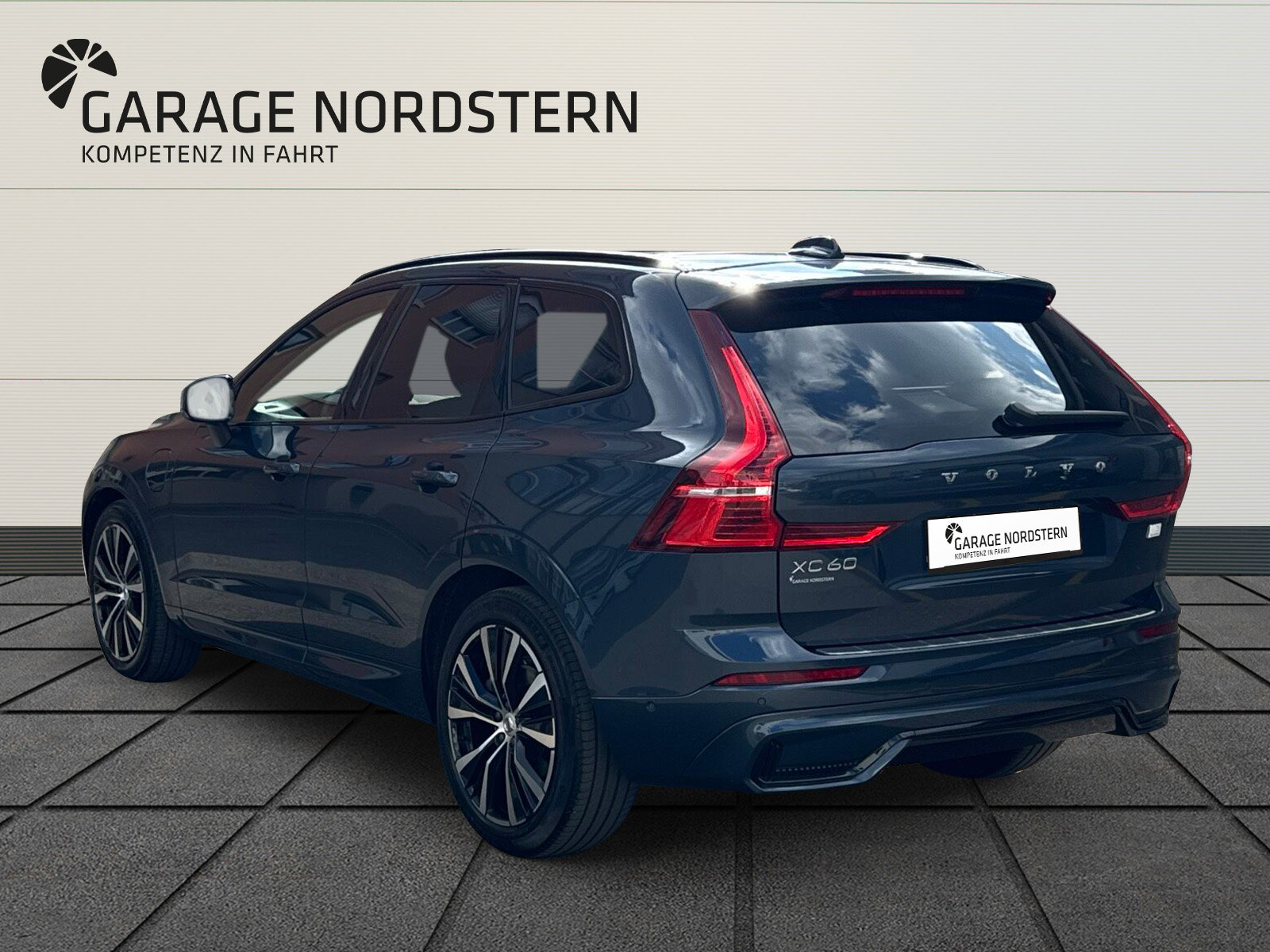 VOLVO XC60 2.0 T6 TE Ultimate Dark eAWD, Plug-in-Hybrid Benzina/Elettrica, Occasioni / Usate, Automatico - 3