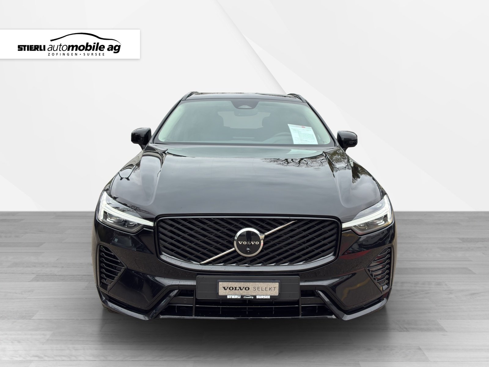 VOLVO XC60 2.0 T6 TE Plus Dark eAWD, Hybride Rechargeable Essence/Électricité, Occasion / Utilisé, Automatique - 2