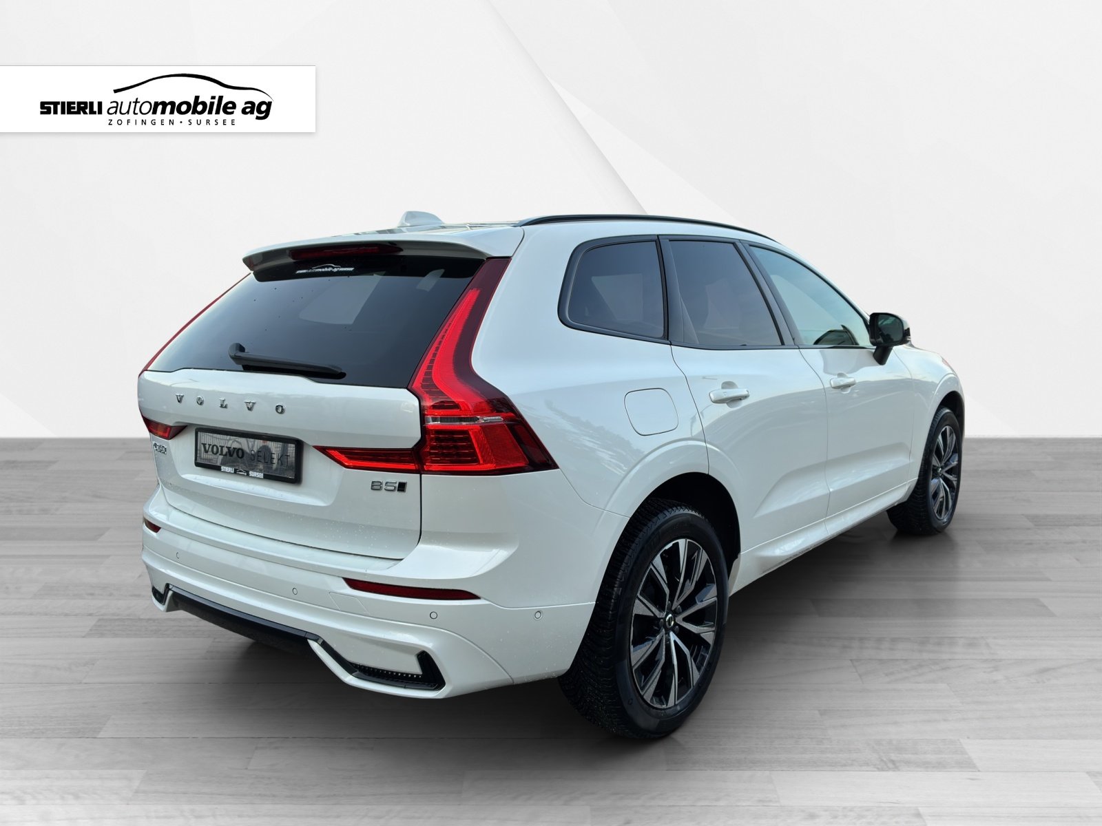 VOLVO XC60 2.0 B5 MH Plus Dark AWD, Mild-Hybrid Benzin/Elektro, Occasion / Gebraucht, Automatik - 5