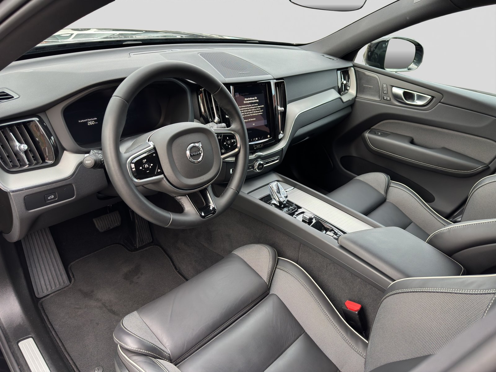 VOLVO XC60 B5 AWD Plus Dark Geartronic, Hybride Léger Essence/Électricité, Occasion / Utilisé, Automatique - 7