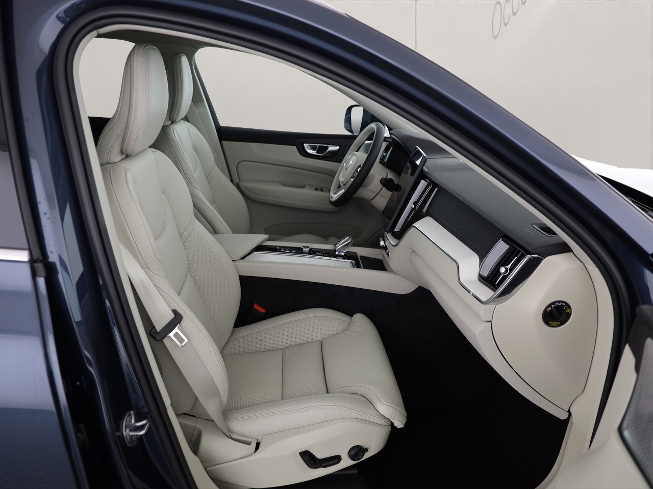 VOLVO XC60 2.0 T6 TE Ultra Bright eAWD ., Hybride Rechargeable Essence/Électricité, Occasion / Utilisé, Automatique - 7