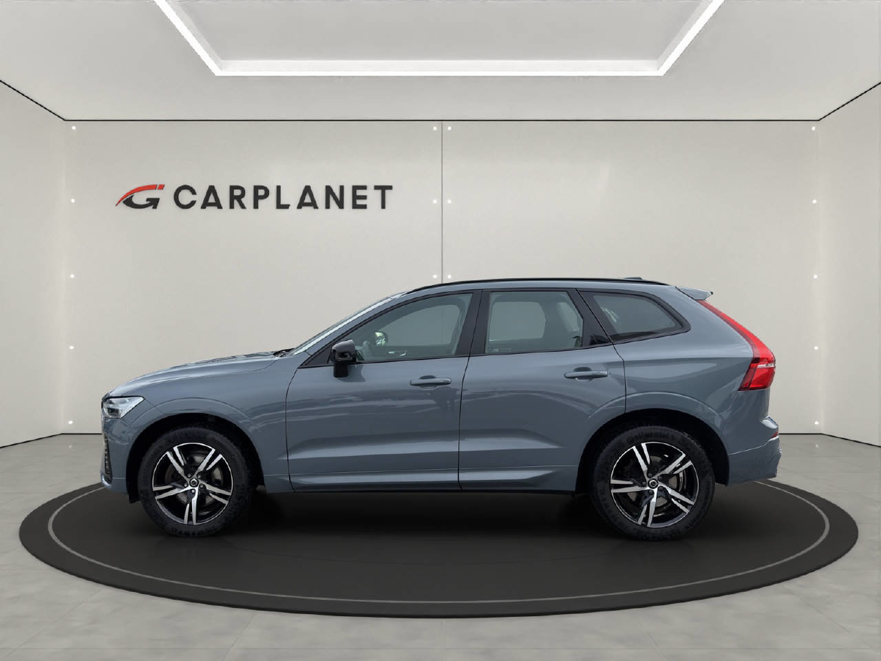 VOLVO XC60 2.0 B5 MH R-Design ., Mild-Hybrid Petrol/Electric, Second hand / Used, Automatic - 4