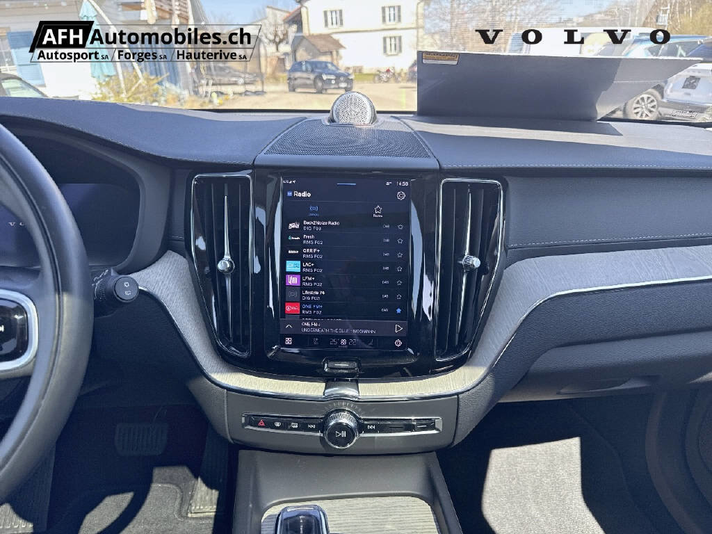 VOLVO XC60 2.0 T8 TE Inscription eAWD, Plug-in-Hybrid Petrol/Electric, Second hand / Used, Automatic - 5