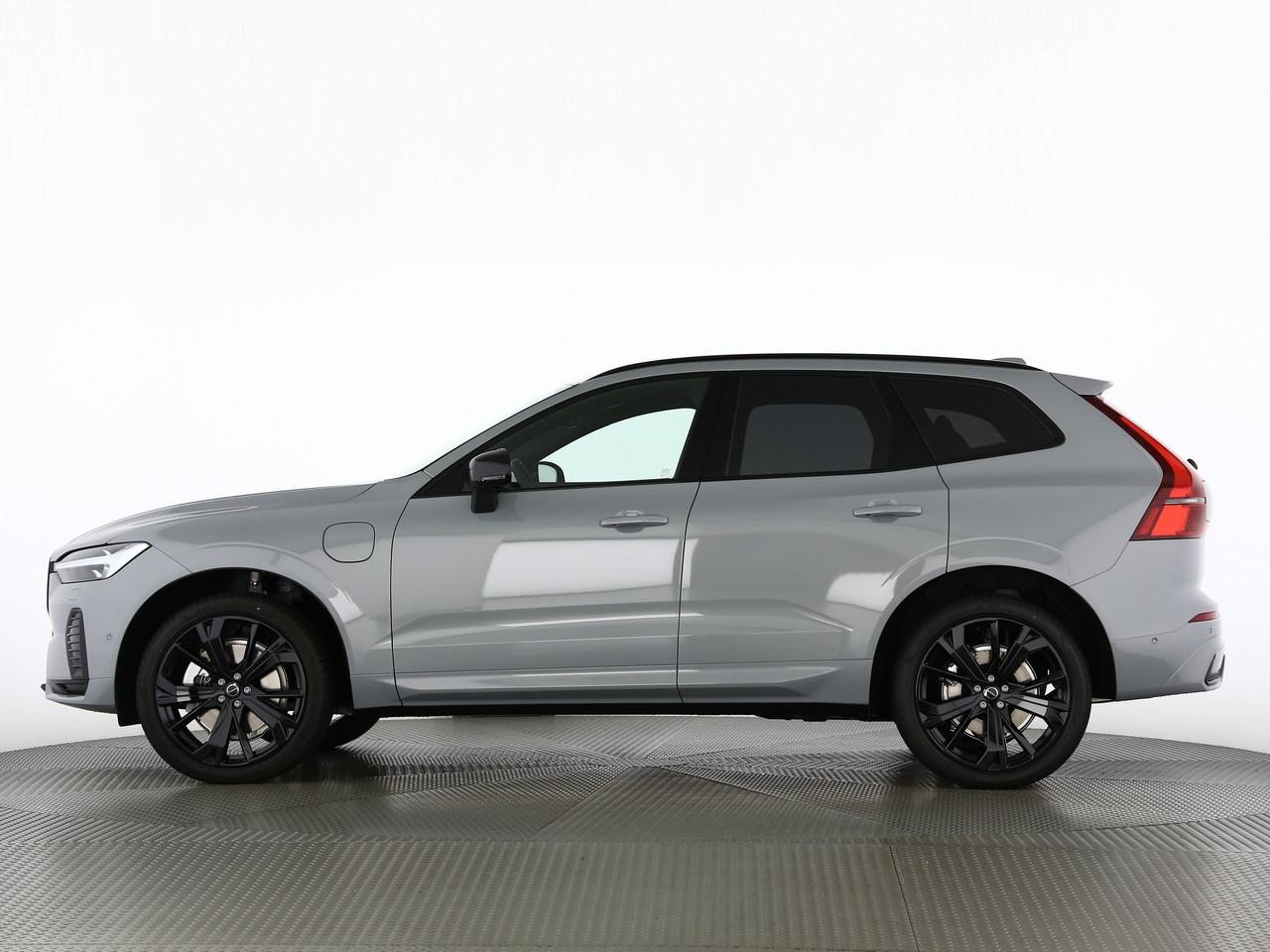 VOLVO XC60 2.0 T8 TE Black Edition eAWD, Plug-in-Hybrid Petrol/Electric, Second hand / Used, Automatic - 3