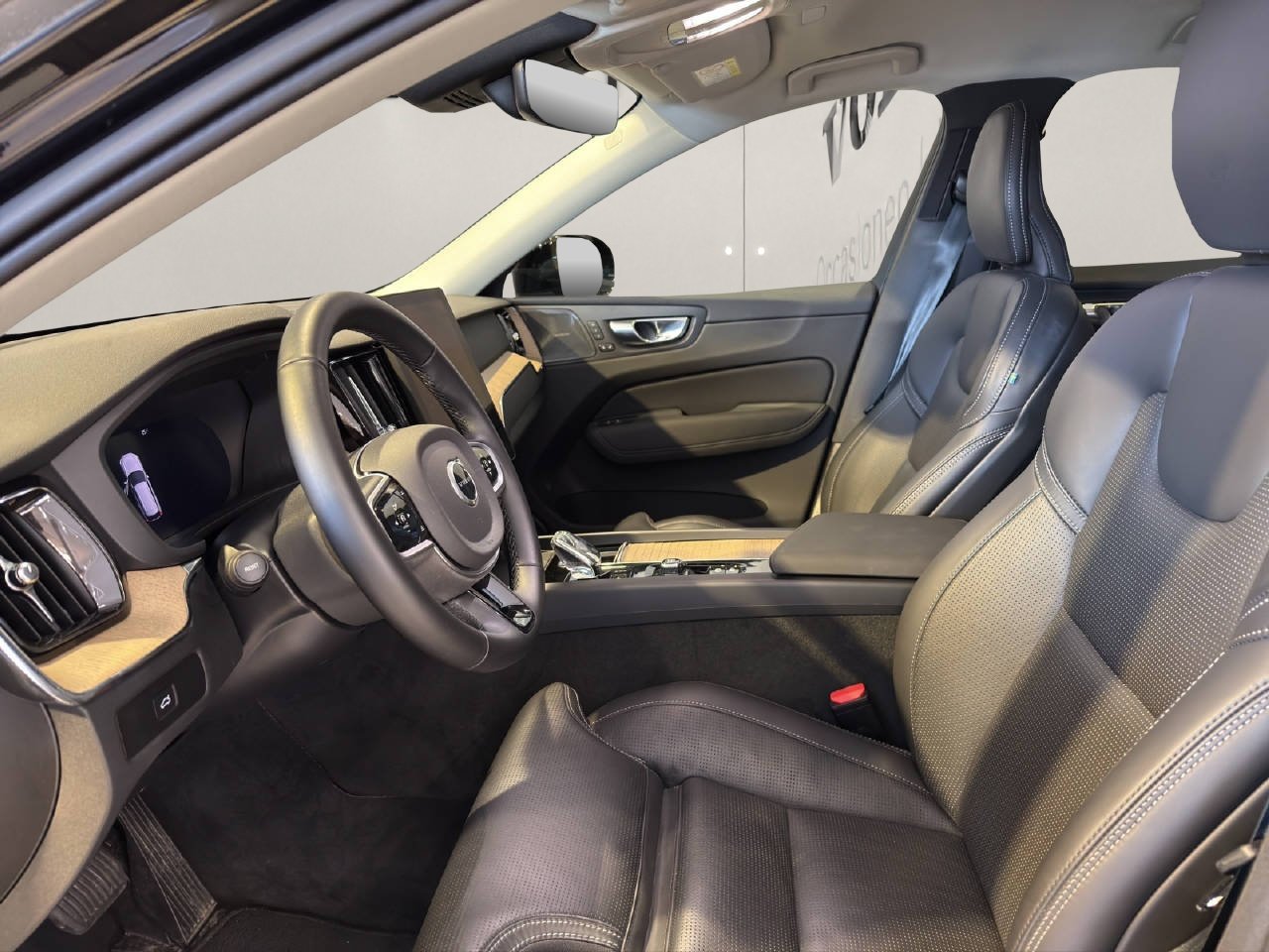 VOLVO XC60 2.0 B5 MH Plus Dark AWD, Hybride Leggero Benzina/Elettrica, Occasioni / Usate, Automatico - 5