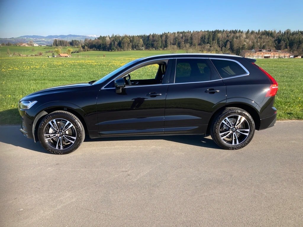 VOLVO XC60 B5 Benzin Mild Hybrid AWD Momentum Geartronic mit, Mild-Hybrid Benzin/Elektro, Occasion / Gebraucht, Automatik - 5