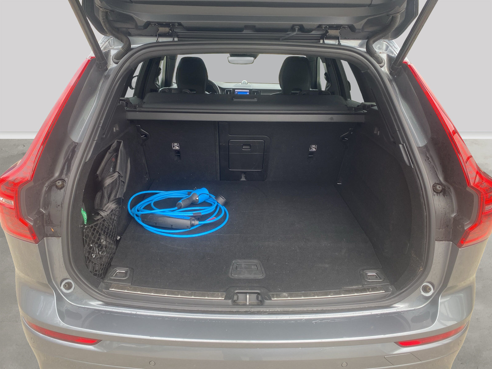 VOLVO XC60 T8 eAWD R-Design Geartronic, Plug-in-Hybrid Benzina/Elettrica, Occasioni / Usate, Automatico - 7