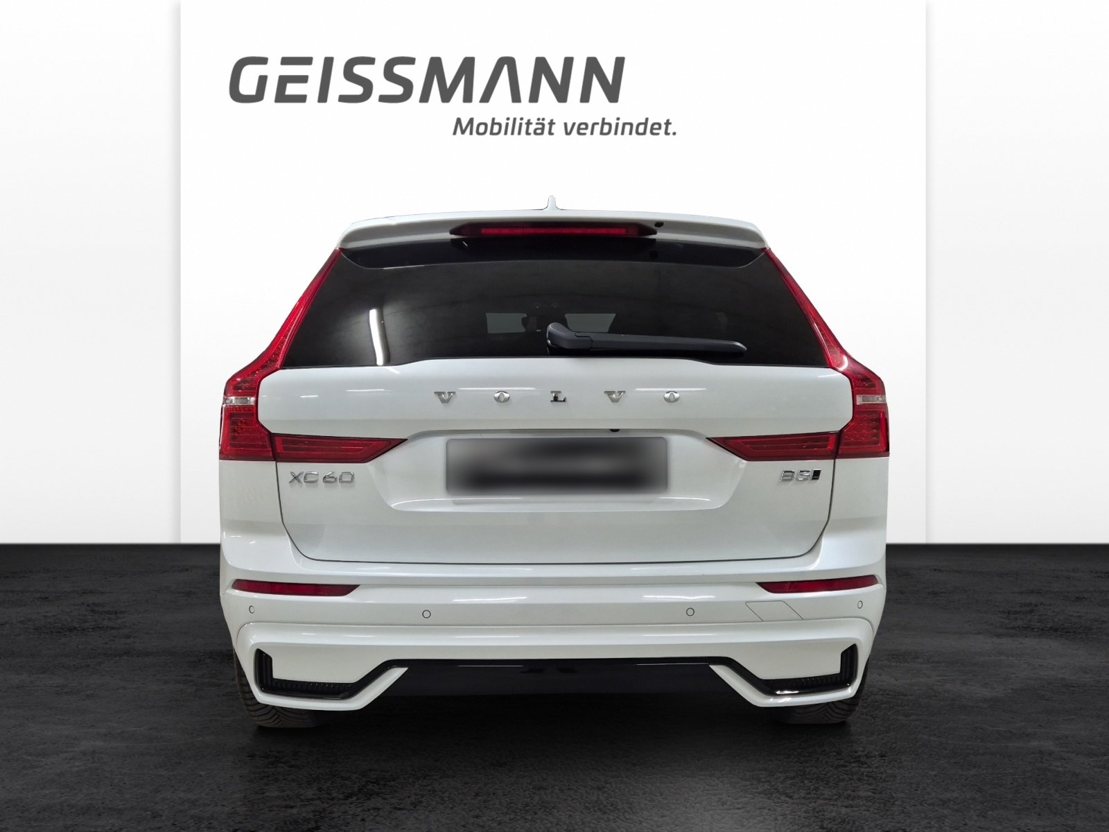 VOLVO XC60 2.0 B5 MH Plus Dark AWD, Mild-Hybrid Benzin/Elektro, Occasion / Gebraucht, Automatik - 6