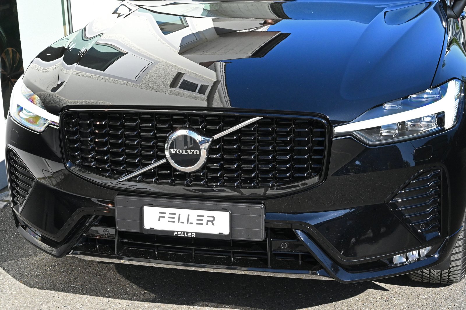 VOLVO XC60 B4 Diesel Mild Hybrid AWD Plus Dark Geartronic, Hybride Léger Diesel/Électricité, Occasion / Utilisé, Automatique - 4