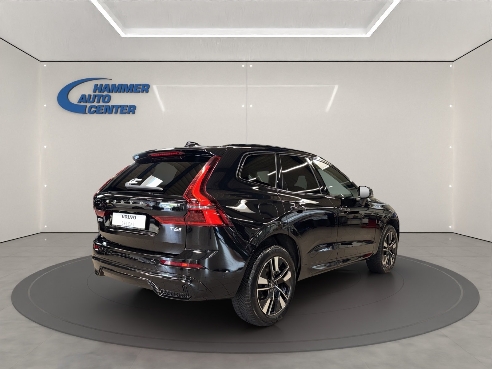 VOLVO XC60 2.0 T6 TE Plus Dark eAWD, Plug-in-Hybrid Benzin/Elektro, Occasion / Gebraucht, Automatik - 7