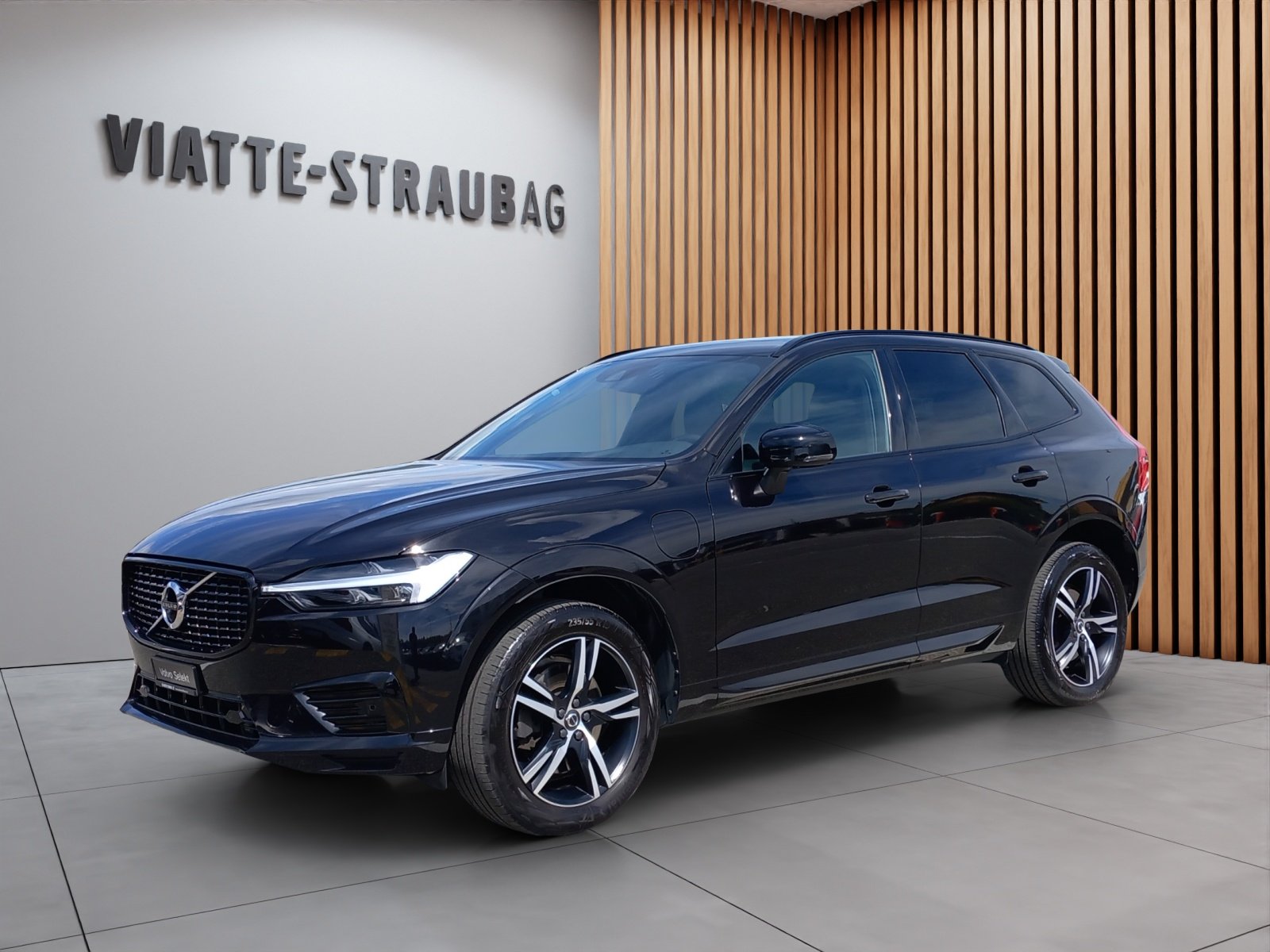 VOLVO XC60 2.0 T6 TE R-Design eAWD