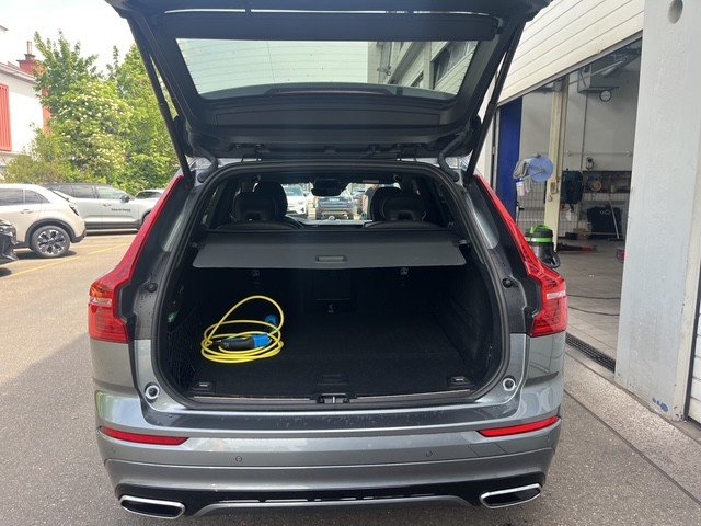 VOLVO XC60 2.0 T8 TE R-Design eAWD, Hybride Rechargeable Essence/Électricité, Occasion / Utilisé, Automatique - 6