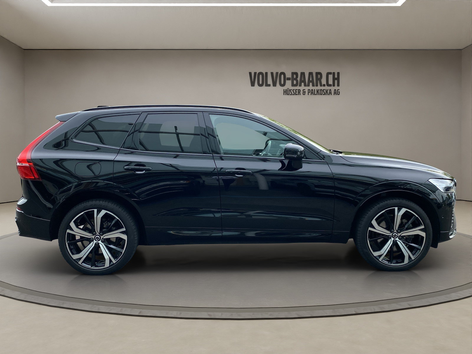 VOLVO XC60 2.0 B4 MH R-Design AWD, Hybride Léger Diesel/Électricité, Occasion / Utilisé, Automatique - 6