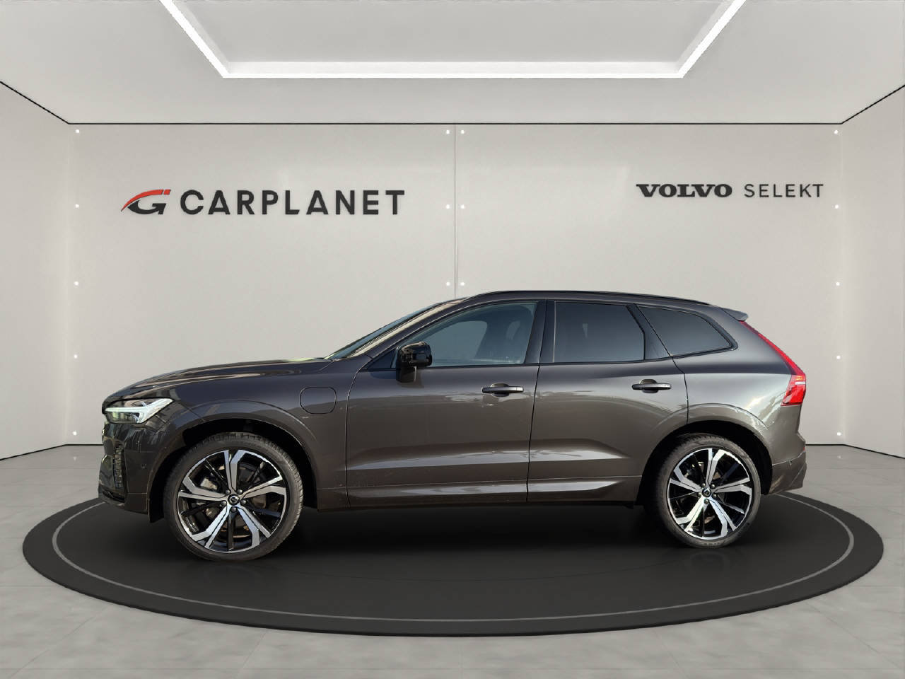 VOLVO XC60 2.0 T8 TE R-Design eAWD, Plug-in-Hybrid Petrol/Electric, Second hand / Used, Automatic - 3