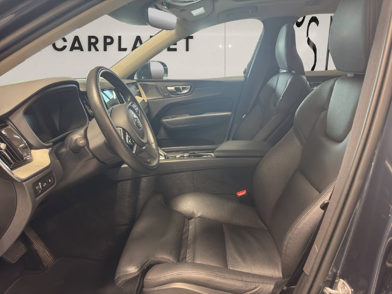 VOLVO XC60 2.0 T6 TE Inscription eAWD, Plug-in-Hybrid Benzin/Elektro, Occasion / Gebraucht, Automatik - 7