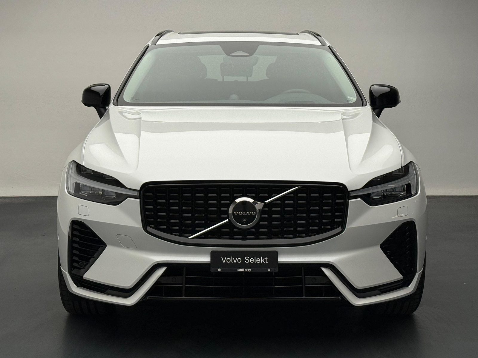 VOLVO XC60 2.0 T8 TE XCLUSIVE Ultra Dark eAWD, Hybride Rechargeable Essence/Électricité, Occasion / Utilisé, Automatique - 7