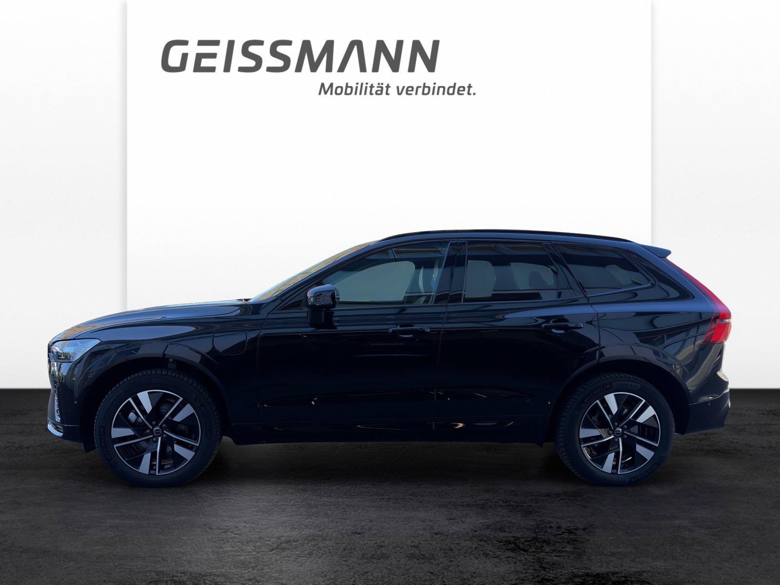 VOLVO XC60 2.0 T8 TE Plus Dark eAWD, Plug-in-Hybrid Petrol/Electric, Second hand / Used, Automatic - 3