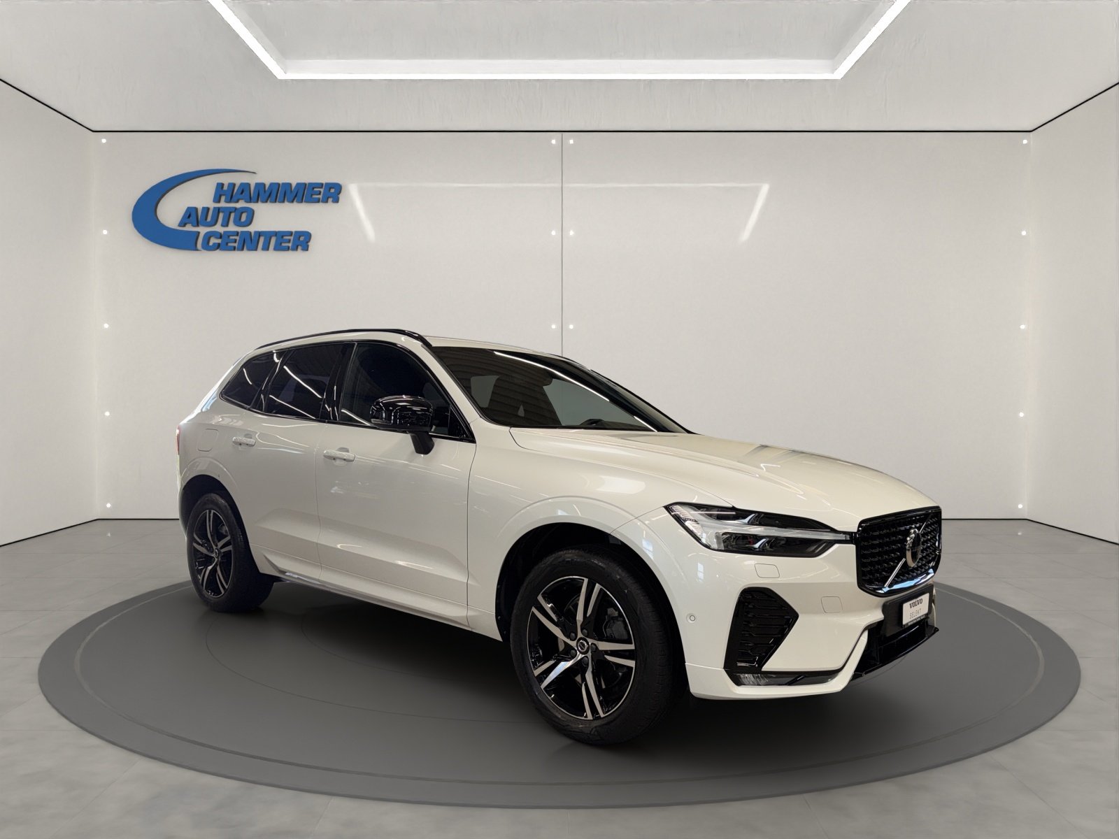 VOLVO XC60 2.0 B4 MH R-Design AWD, Mild-Hybrid Diesel/Electric, Second hand / Used, Automatic - 7
