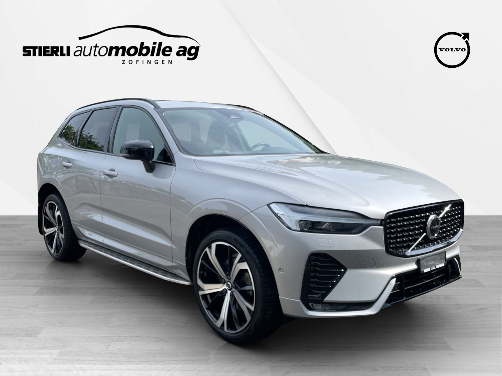 VOLVO XC60 2.0 B5 MH Ultimate Dark AWD, Mild-Hybrid Petrol/Electric, Second hand / Used, Automatic - 3