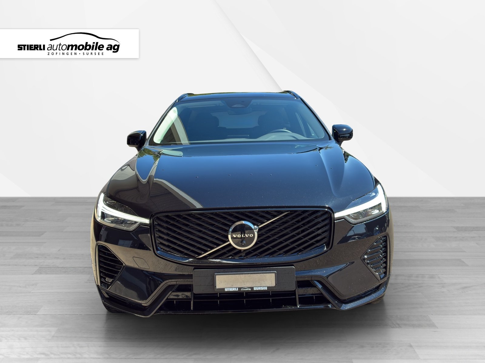 VOLVO XC60 2.0 T6 TE Plus Dark eAWD, Plug-in-Hybrid Benzin/Elektro, Occasion / Gebraucht, Automatik - 2