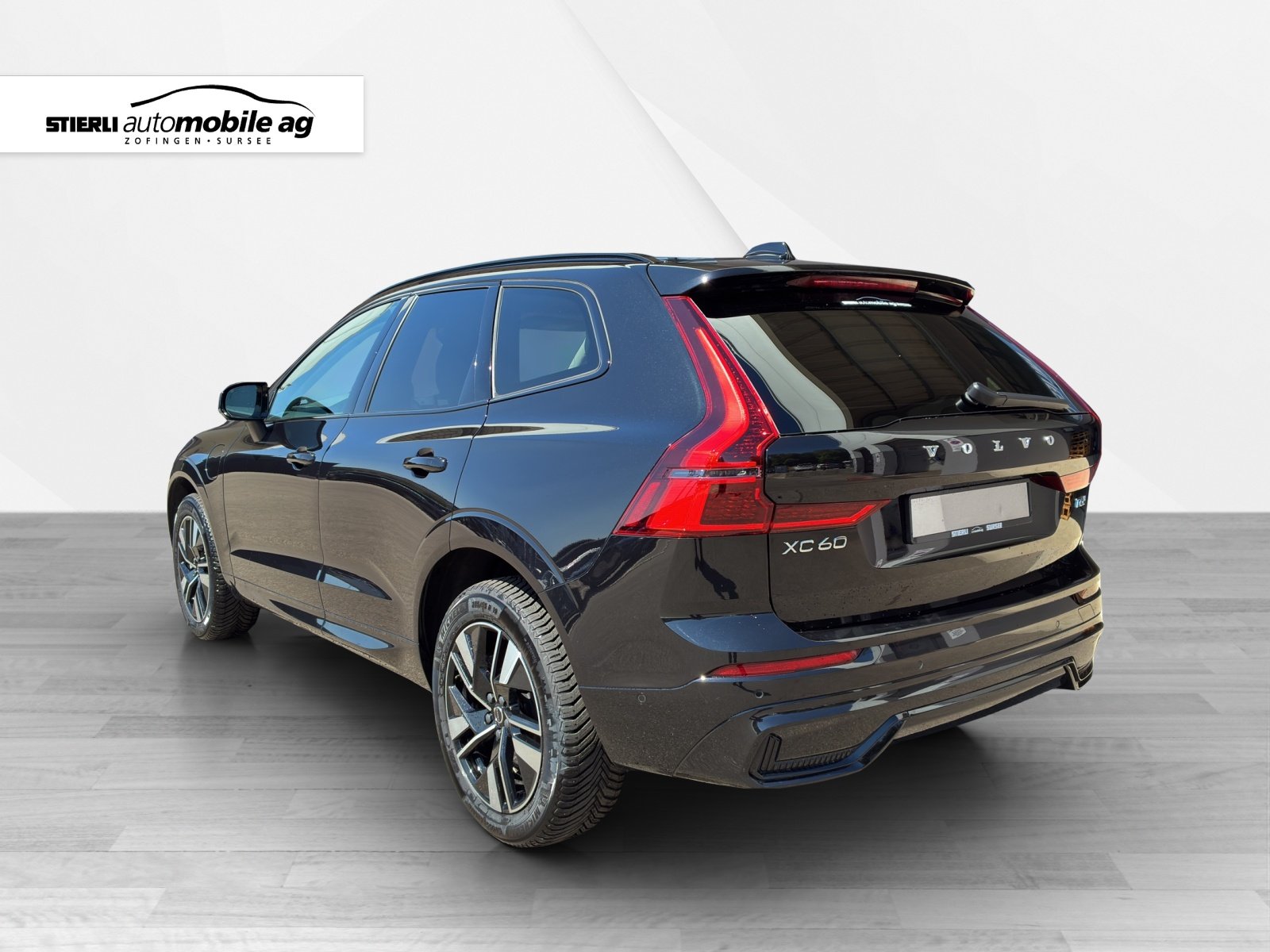 VOLVO XC60 2.0 T6 TE Plus Dark eAWD, Plug-in-Hybrid Benzin/Elektro, Occasion / Gebraucht, Automatik - 7