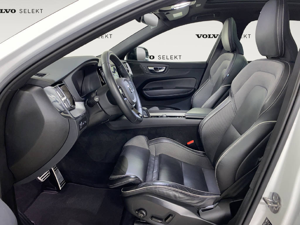VOLVO XC60 2.0 T8 TE R-Design eAWD, Plug-in-Hybrid Petrol/Electric, Second hand / Used, Automatic - 6