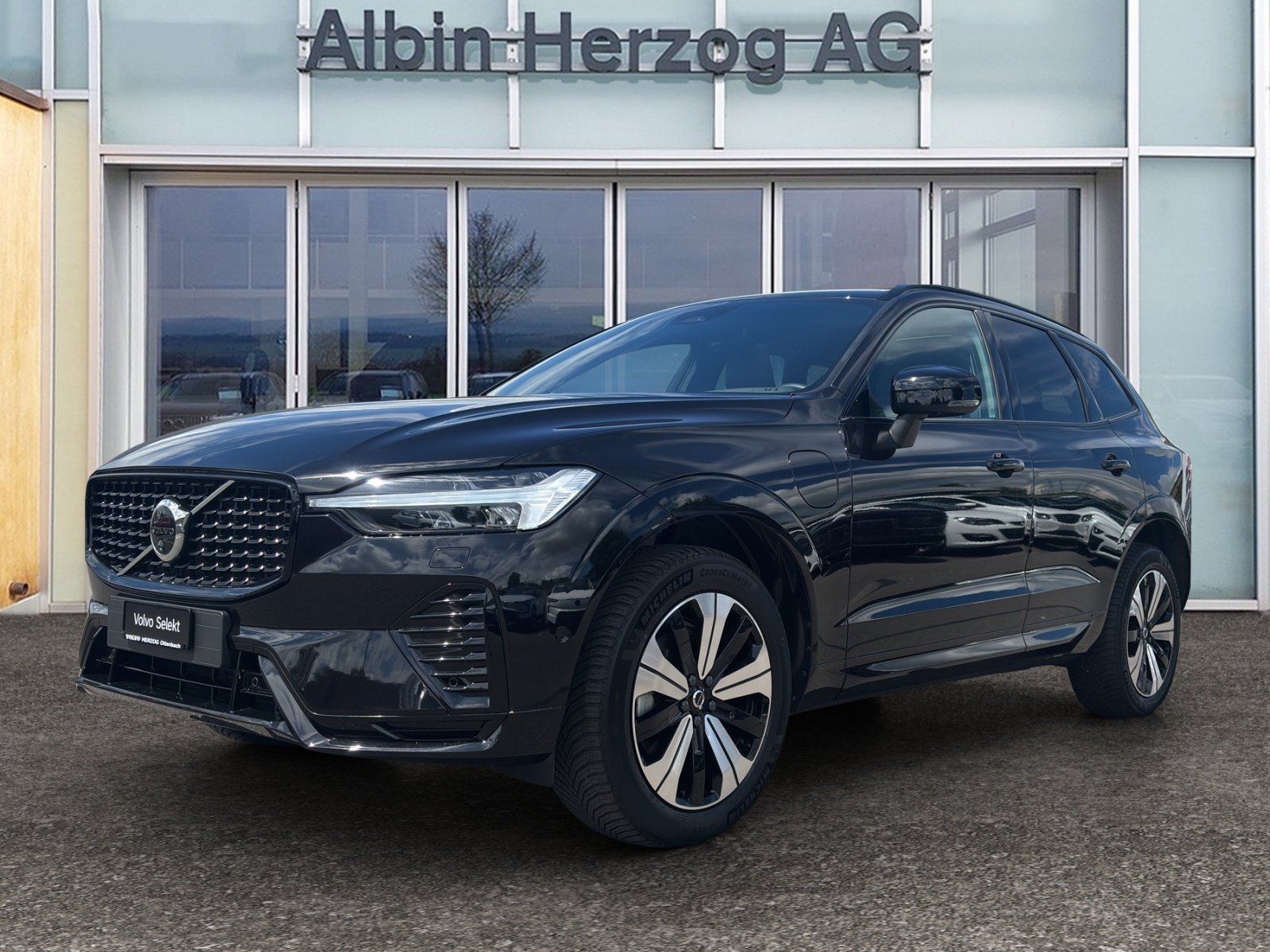 VOLVO XC60 2.0 T8 TE Plus Dark eAWD