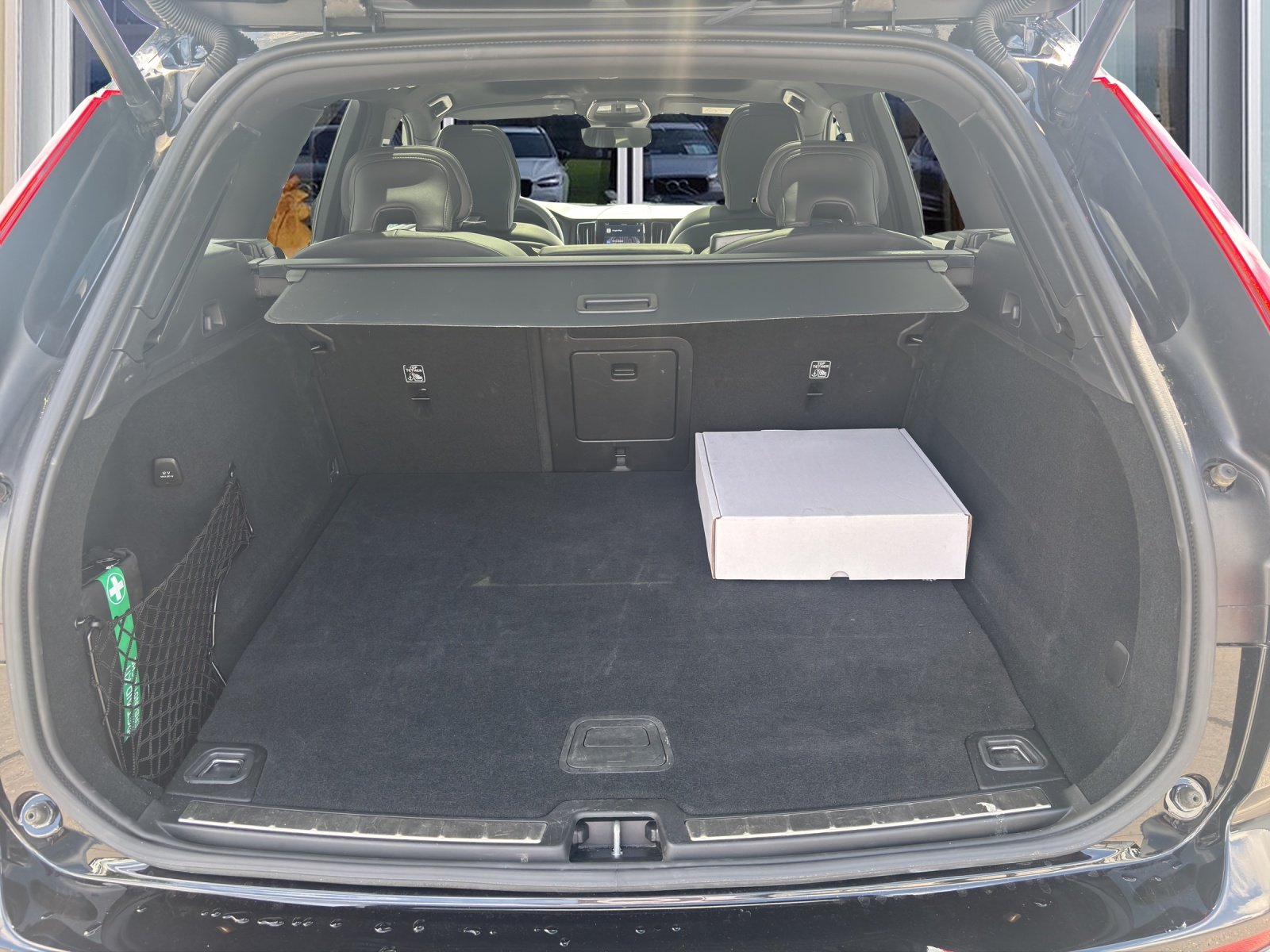 VOLVO XC60 2.0 T8 TE Plus Dark eAWD, Hybride Rechargeable Essence/Électricité, Occasion / Utilisé, Automatique - 6