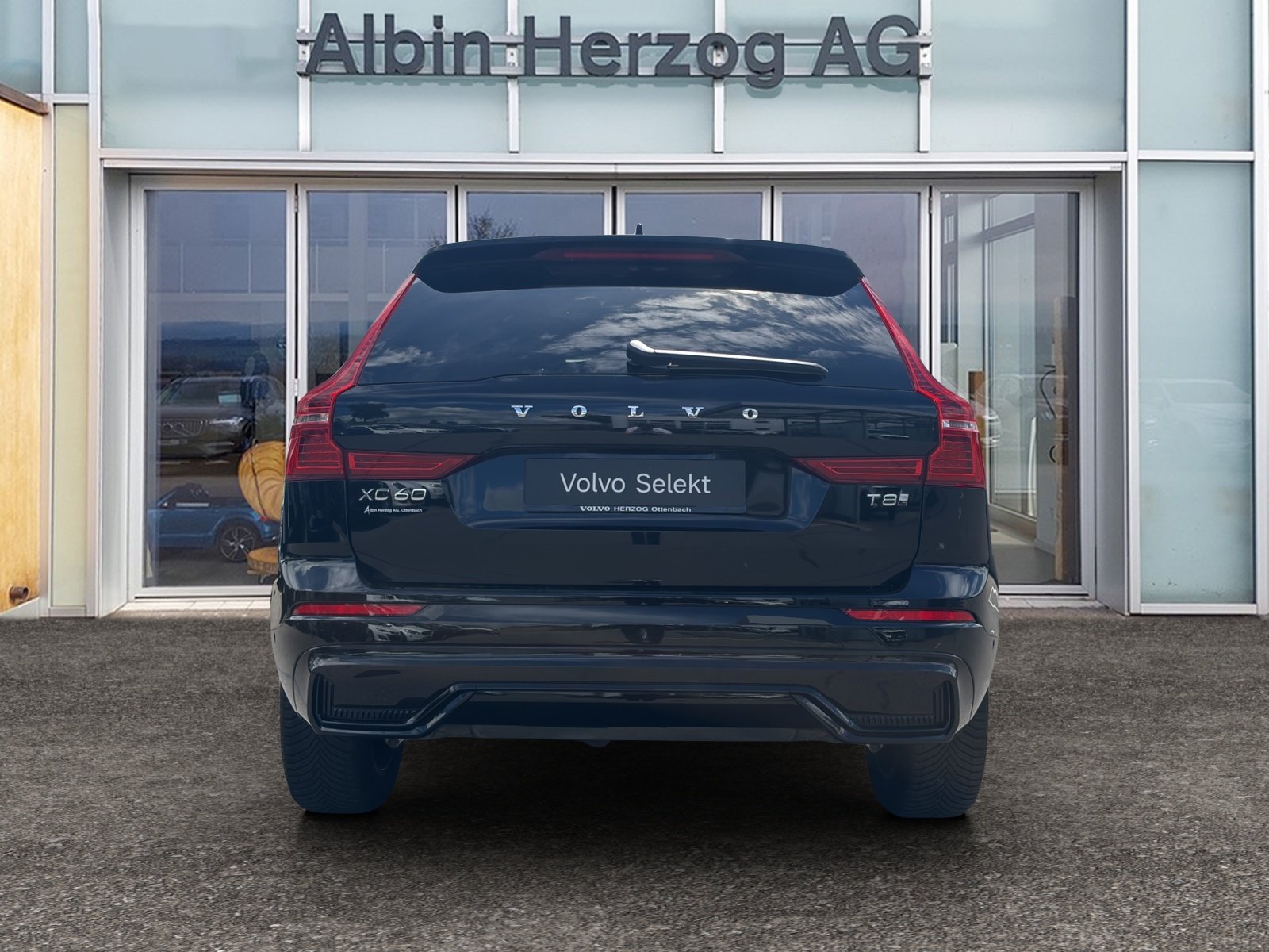 VOLVO XC60 2.0 T8 TE Plus Dark eAWD, Hybride Rechargeable Essence/Électricité, Occasion / Utilisé, Automatique - 7